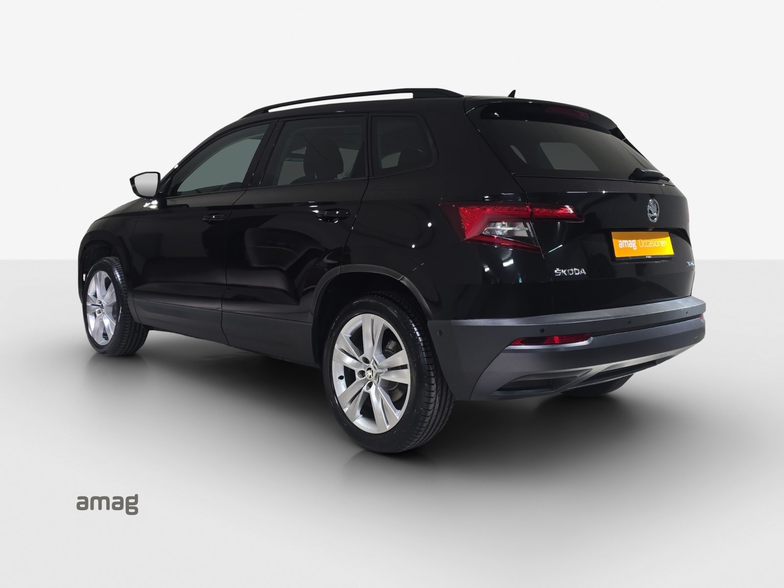 SKODA KAROQ Style, Benzin, Occasion / Gebraucht, Automatik - 3