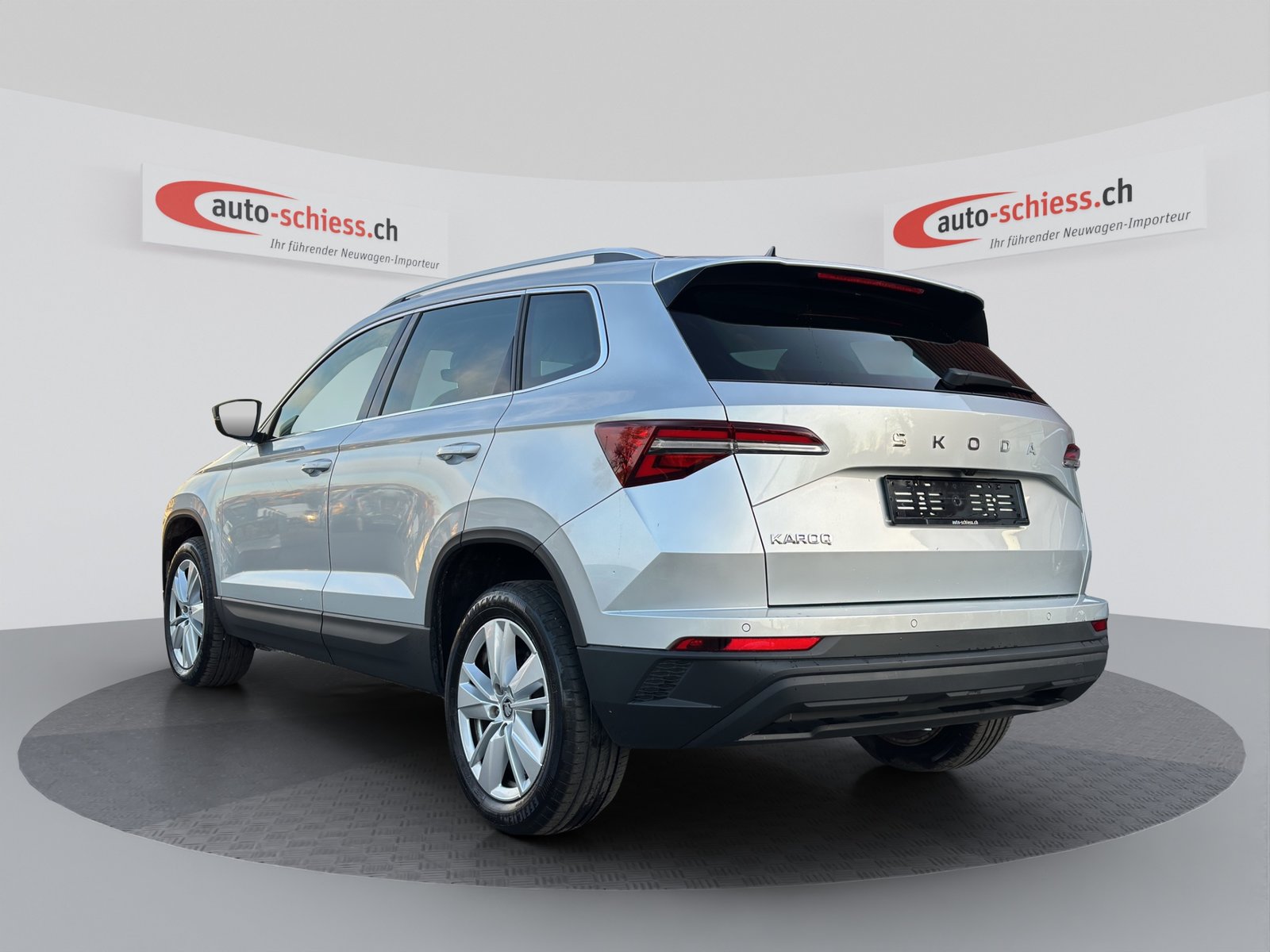 SKODA Karoq 1.5 TSI Selection DSG, Benzin, Occasion / Gebraucht, Automatik - 3