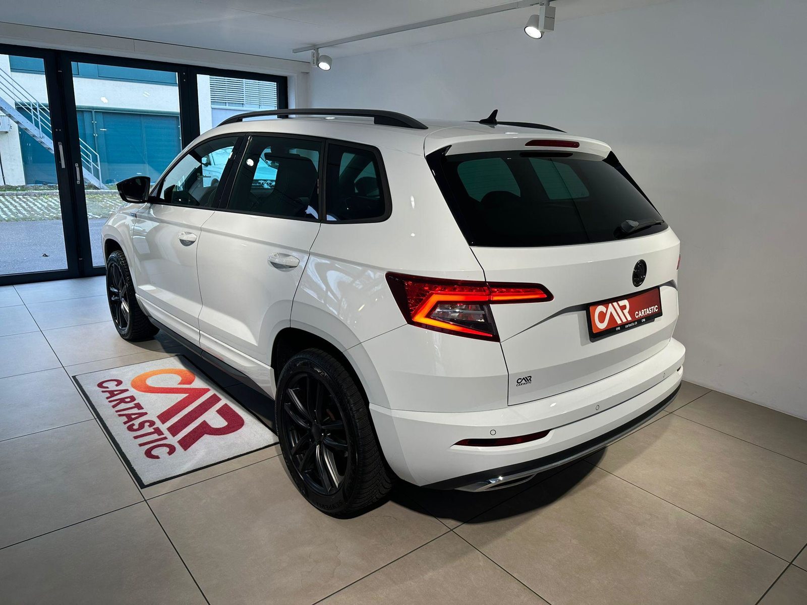 SKODA Karoq 2.0 TDI 190 SportLine 4x4 DSG, Diesel, Occasion / Gebraucht, Automatik - 3