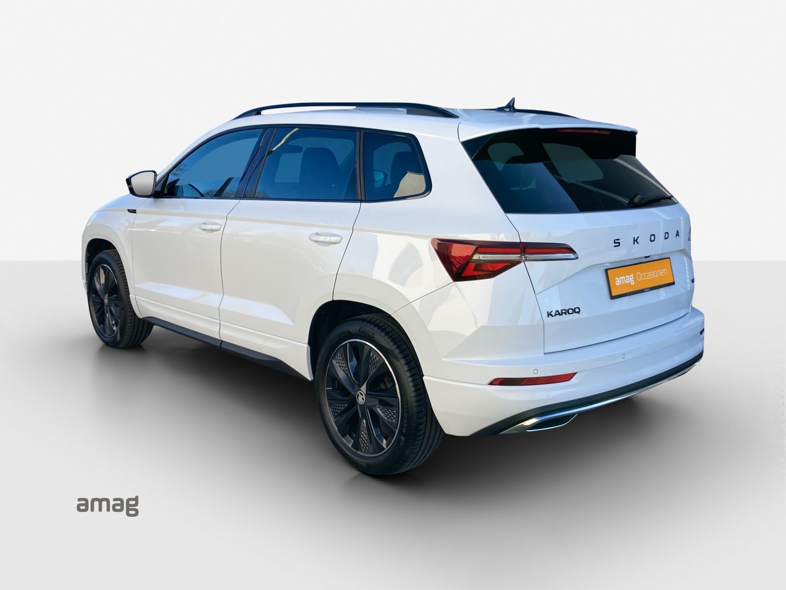 SKODA Karoq Sportline, Benzin, Occasion / Gebraucht, Automatik - 3