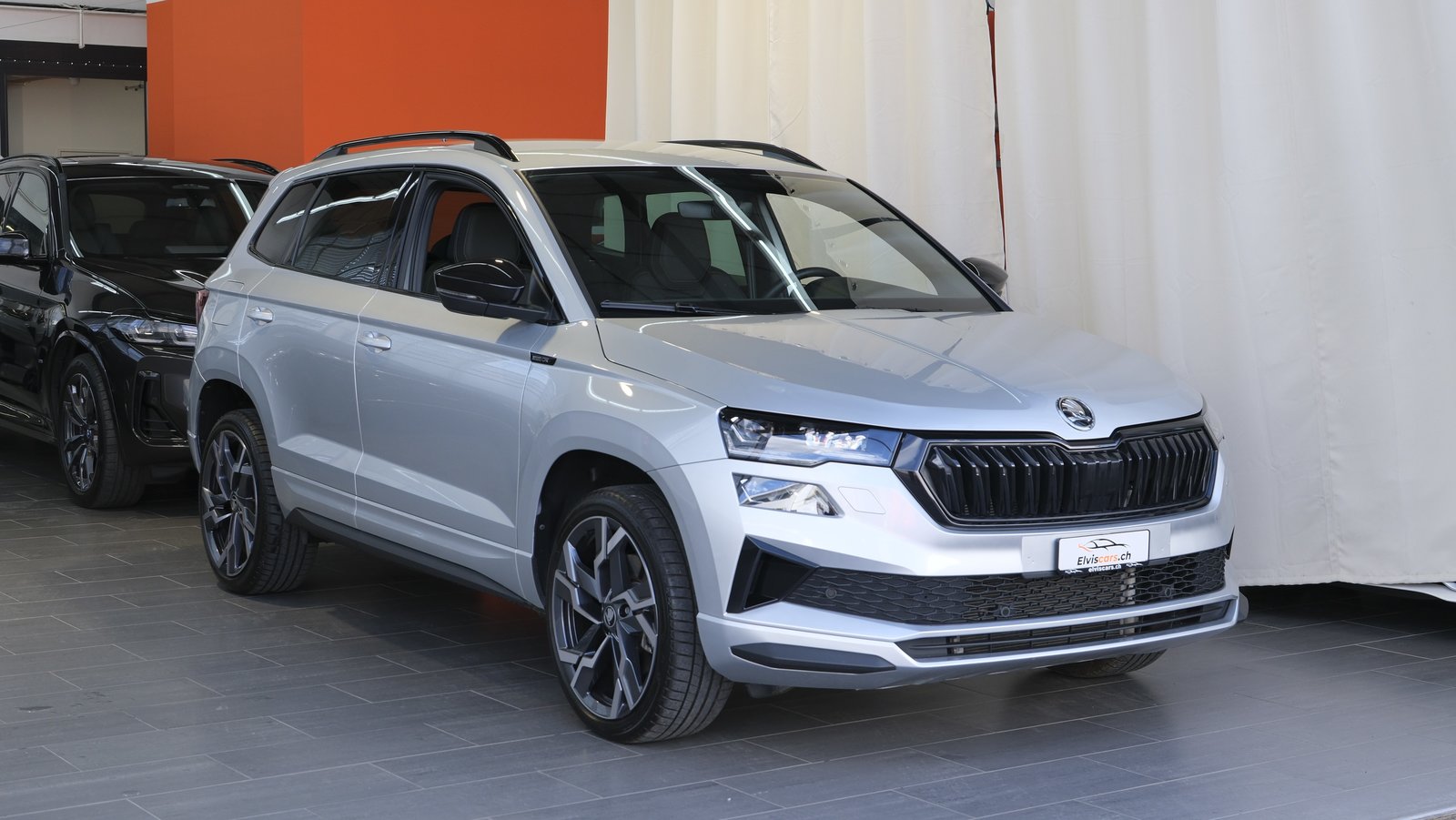 SKODA Karoq 1.5 TSI SportLine DSG, Benzin, Occasion / Gebraucht, Automatik - 2