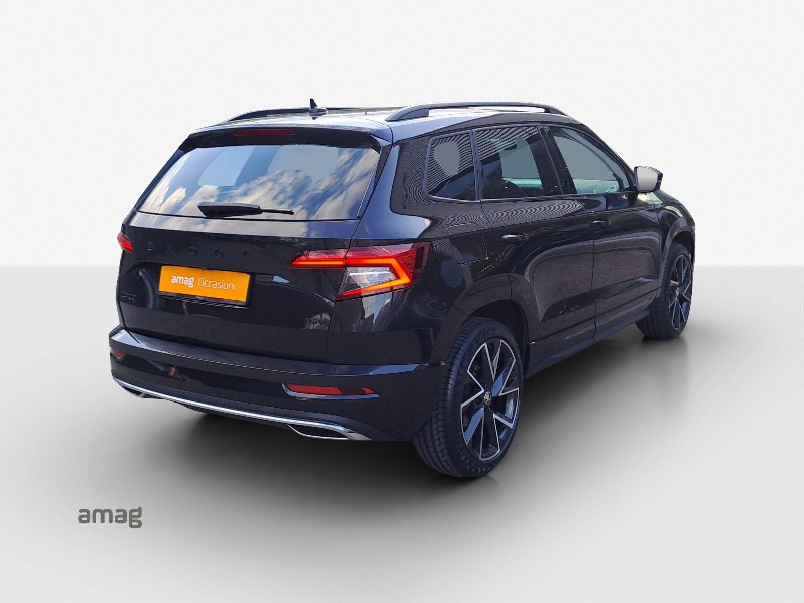 SKODA KAROQ SportLine, Benzin, Occasion / Gebraucht, Automatik - 5