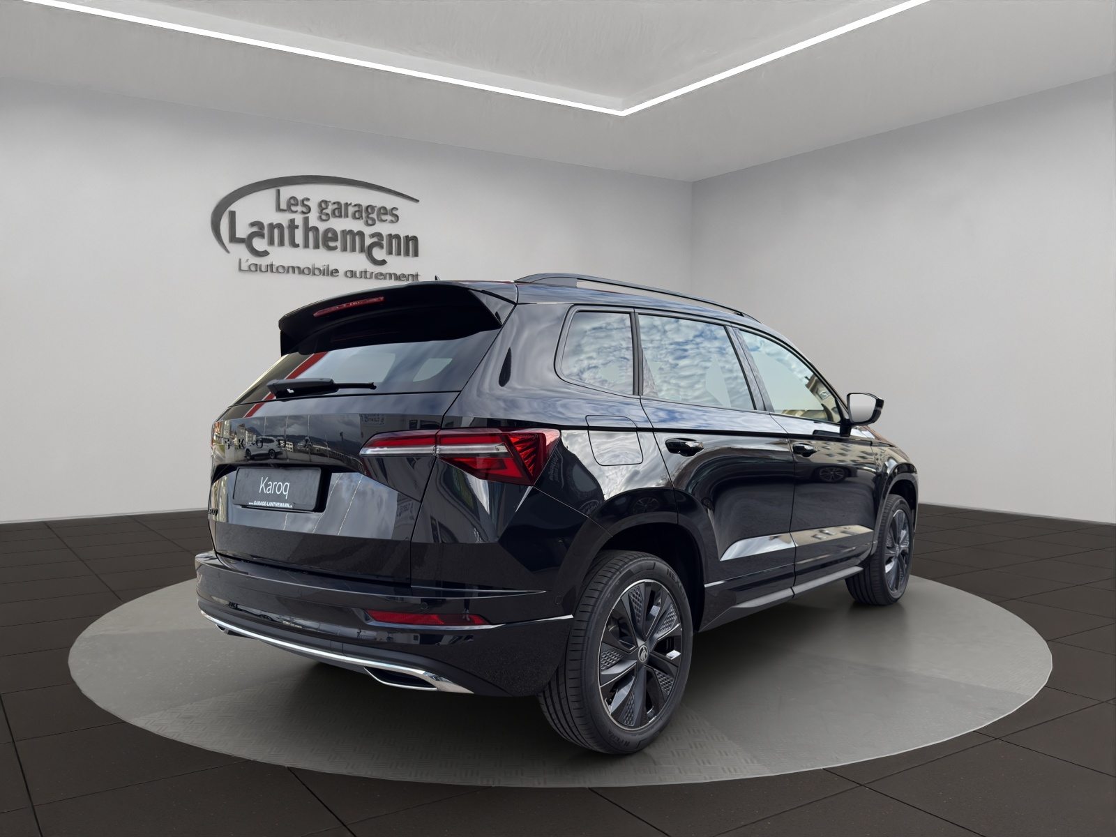 SKODA Karoq Sportline, Benzin, Occasion / Gebraucht, Automatik - 5