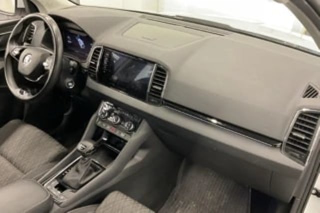 SKODA Karoq 2.0 TDI CR Style 4x4 DSG, Diesel, Occasion / Gebraucht, Automatik - 5