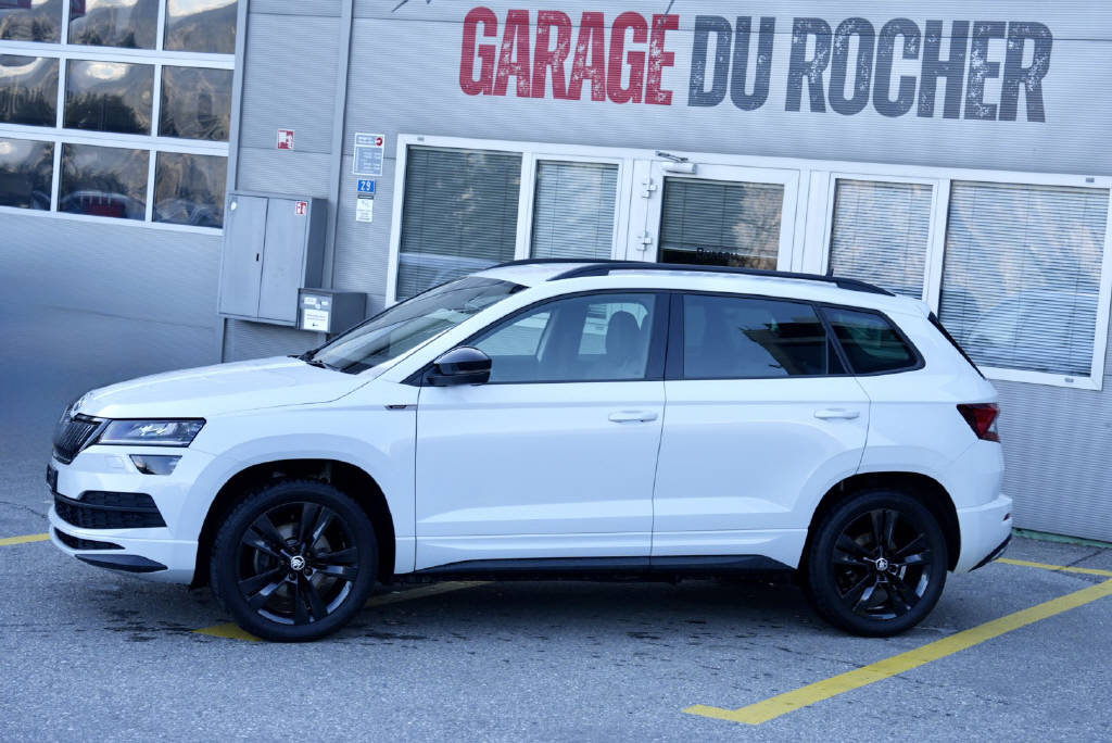 SKODA Karoq 2.0 TDI 190 SportLine 4x4 DSG, Diesel, Second hand / Used, Automatic - 2
