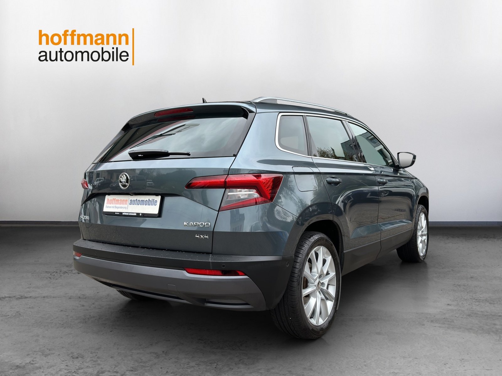 SKODA Karoq 2.0 TDI CR Style 4x4 DSG, Diesel, Occasion / Gebraucht, Automatik - 4