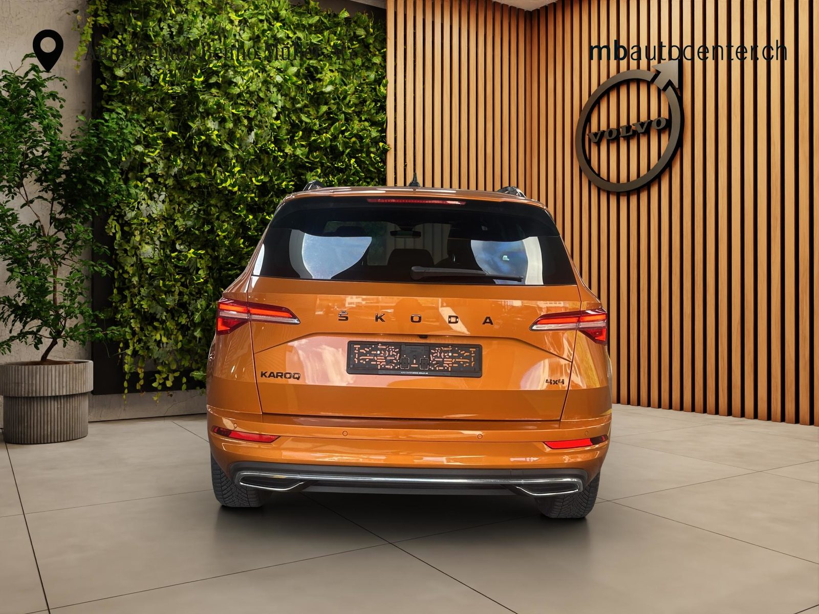 SKODA Karoq 2.0 TSI SportLine 4x4 DSG, Benzin, Occasion / Gebraucht, Automatik - 4