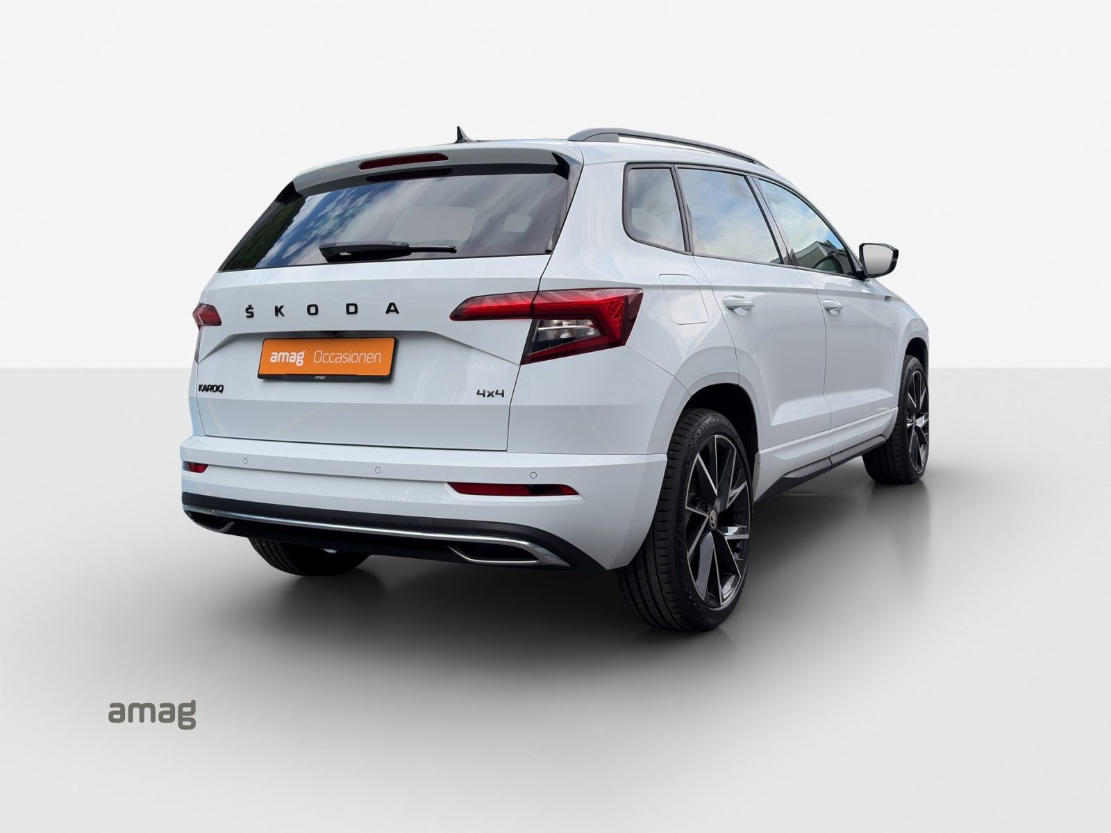 SKODA KAROQ SportLine, Benzin, Occasion / Gebraucht, Automatik - 5