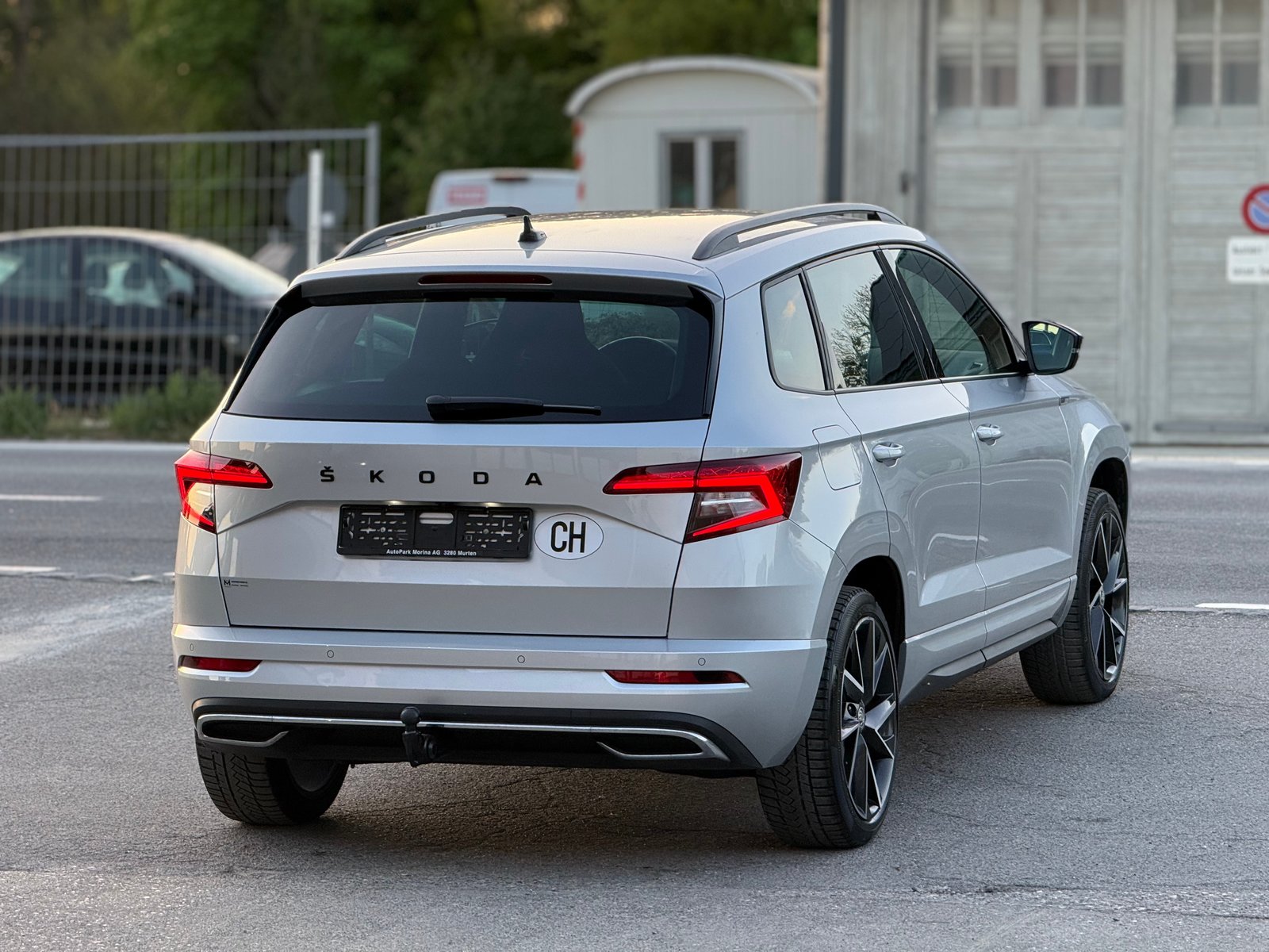 SKODA Karoq 2.0 TSI SportLine 4x4 DSG, Benzin, Occasion / Gebraucht, Automatik - 5