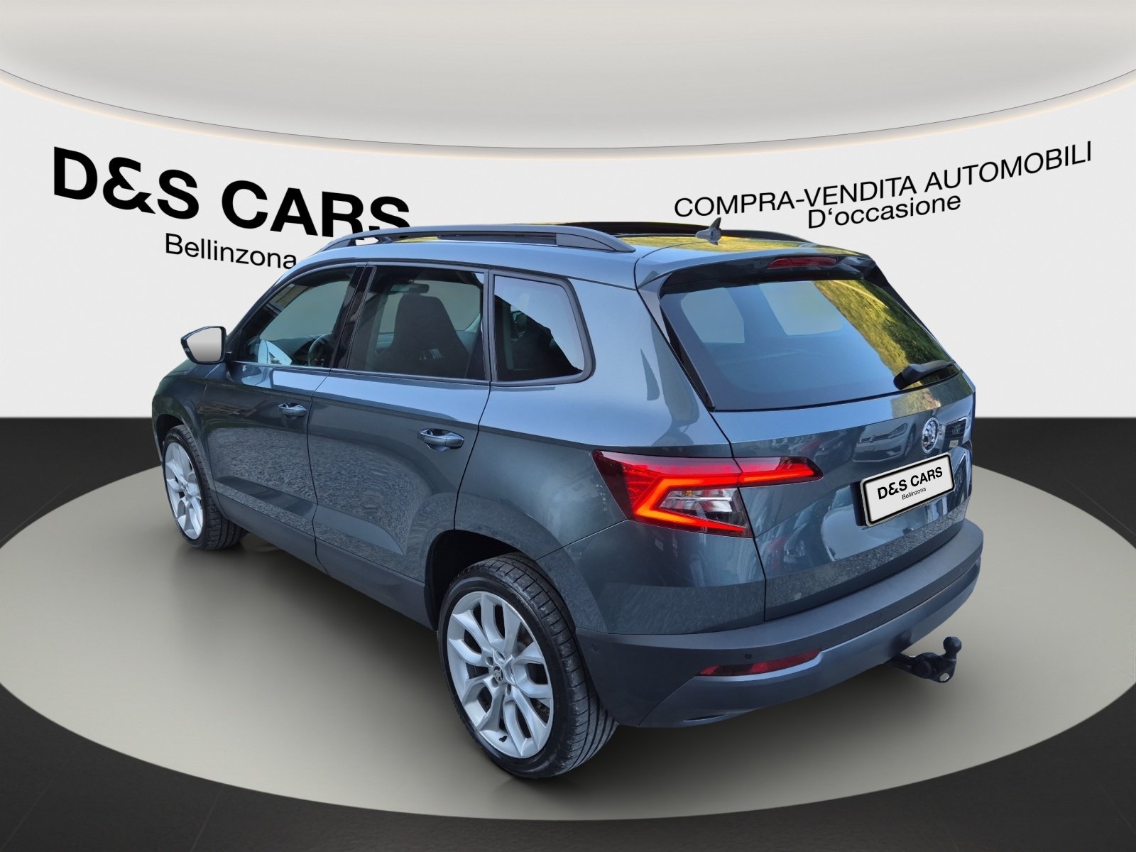 SKODA Karoq 2.0 TDI CR Style 4x4 DSG, Diesel, Occasion / Gebraucht, Automatik - 4