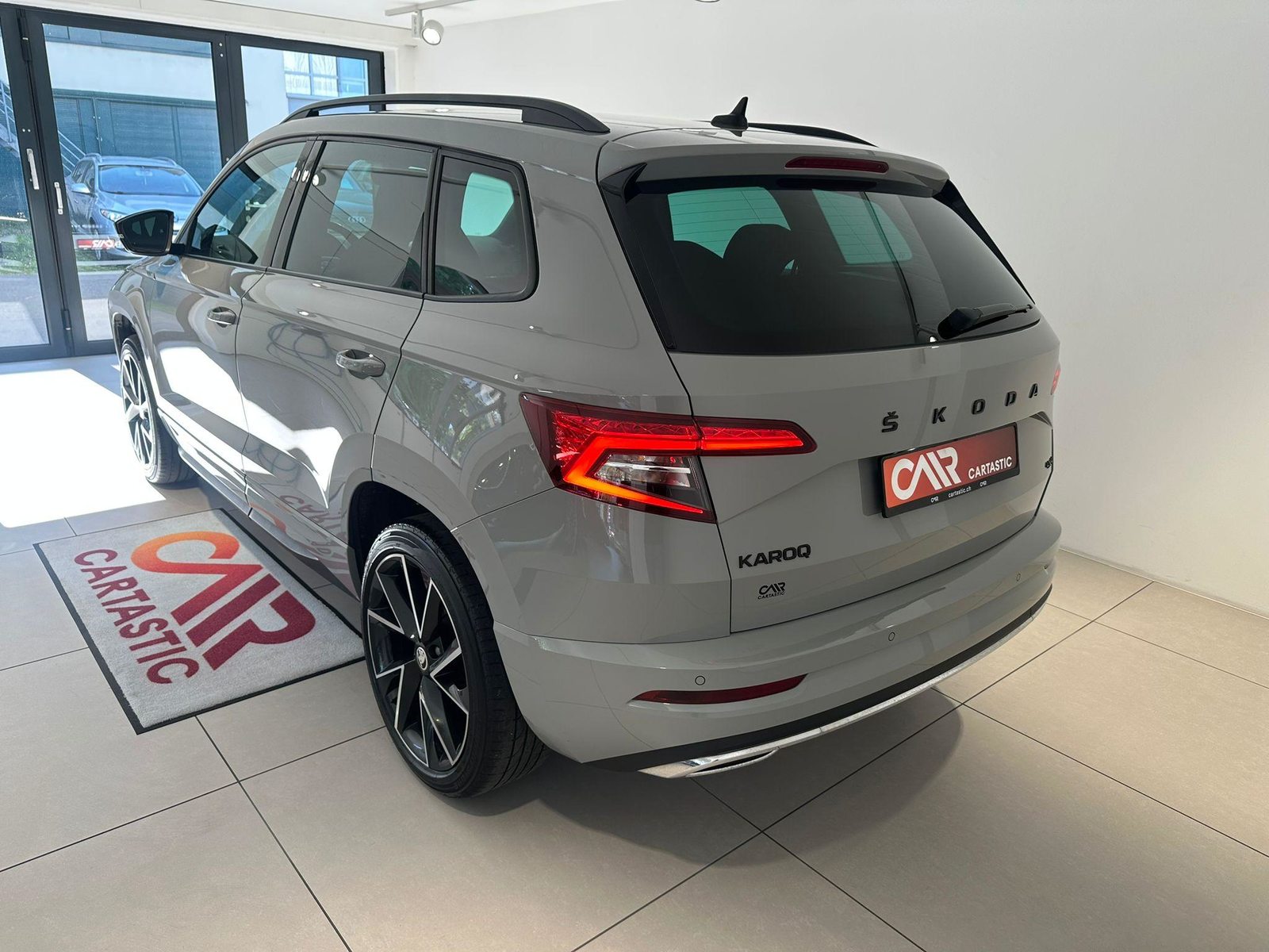 SKODA Karoq 2.0 TSI SportLine DSG 4x4, Benzina, Occasioni / Usate, Automatico - 3