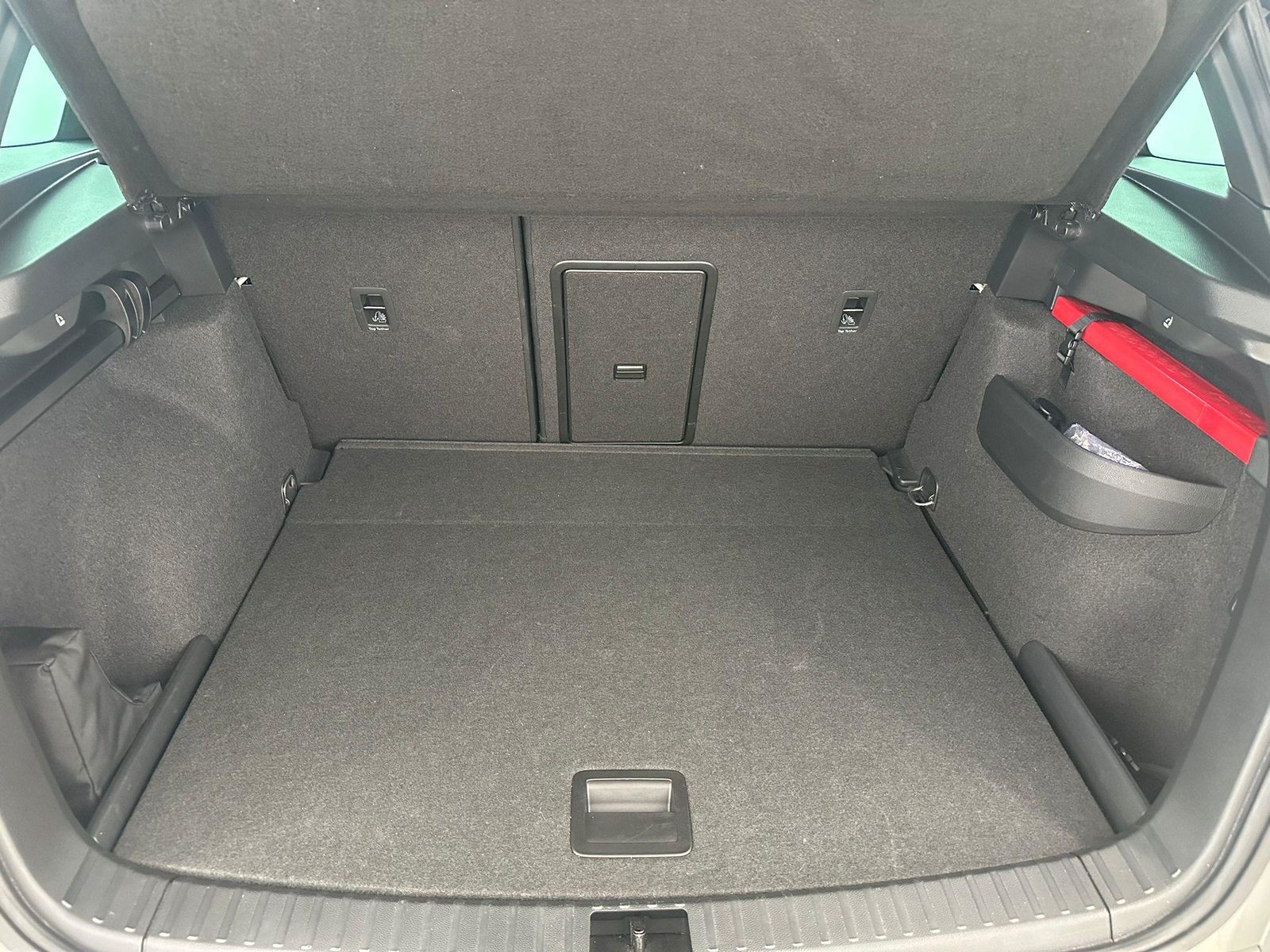 SKODA Karoq 2.0 TSI SportLine DSG 4x4, Benzina, Occasioni / Usate, Automatico - 5