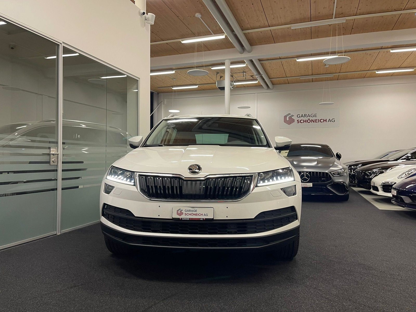 SKODA Karoq 1.5 TSI Style DSG, Petrol, Second hand / Used, Automatic - 2