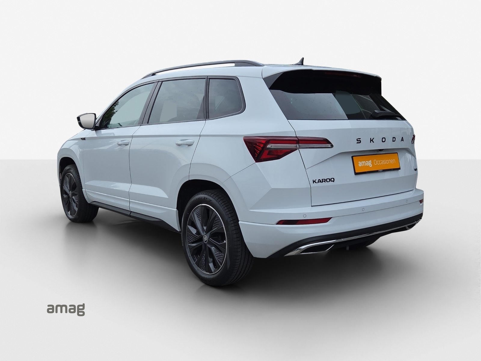 SKODA Karoq Sportline, Petrol, Second hand / Used, Automatic - 3