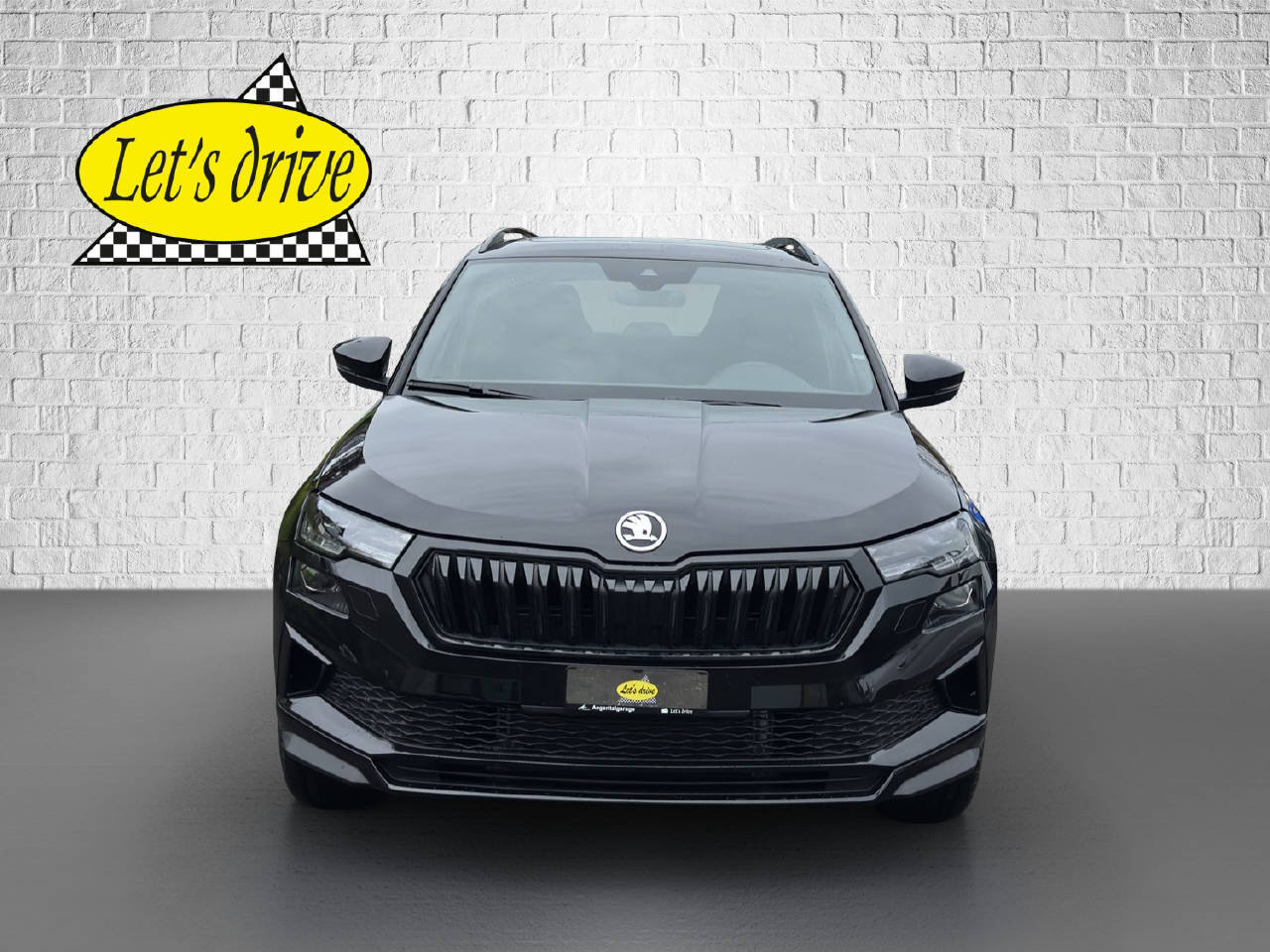 SKODA Karoq 2.0 TSI SportLine 4x4 DSG, Petrol, Second hand / Used, Automatic - 2
