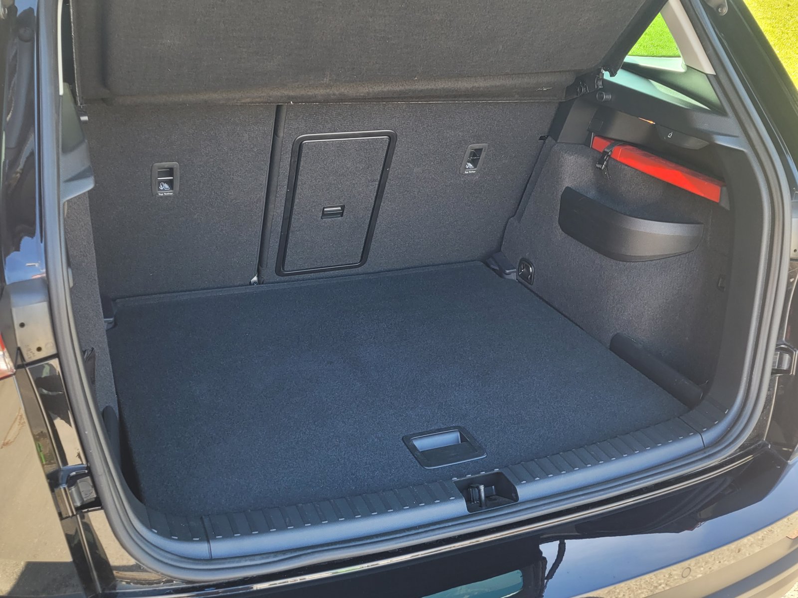 SKODA Karoq 2.0 TDI CR Selection 4x4 DSG *Anhängerkupplung+, Diesel, Occasion / Gebraucht, Automatik - 7