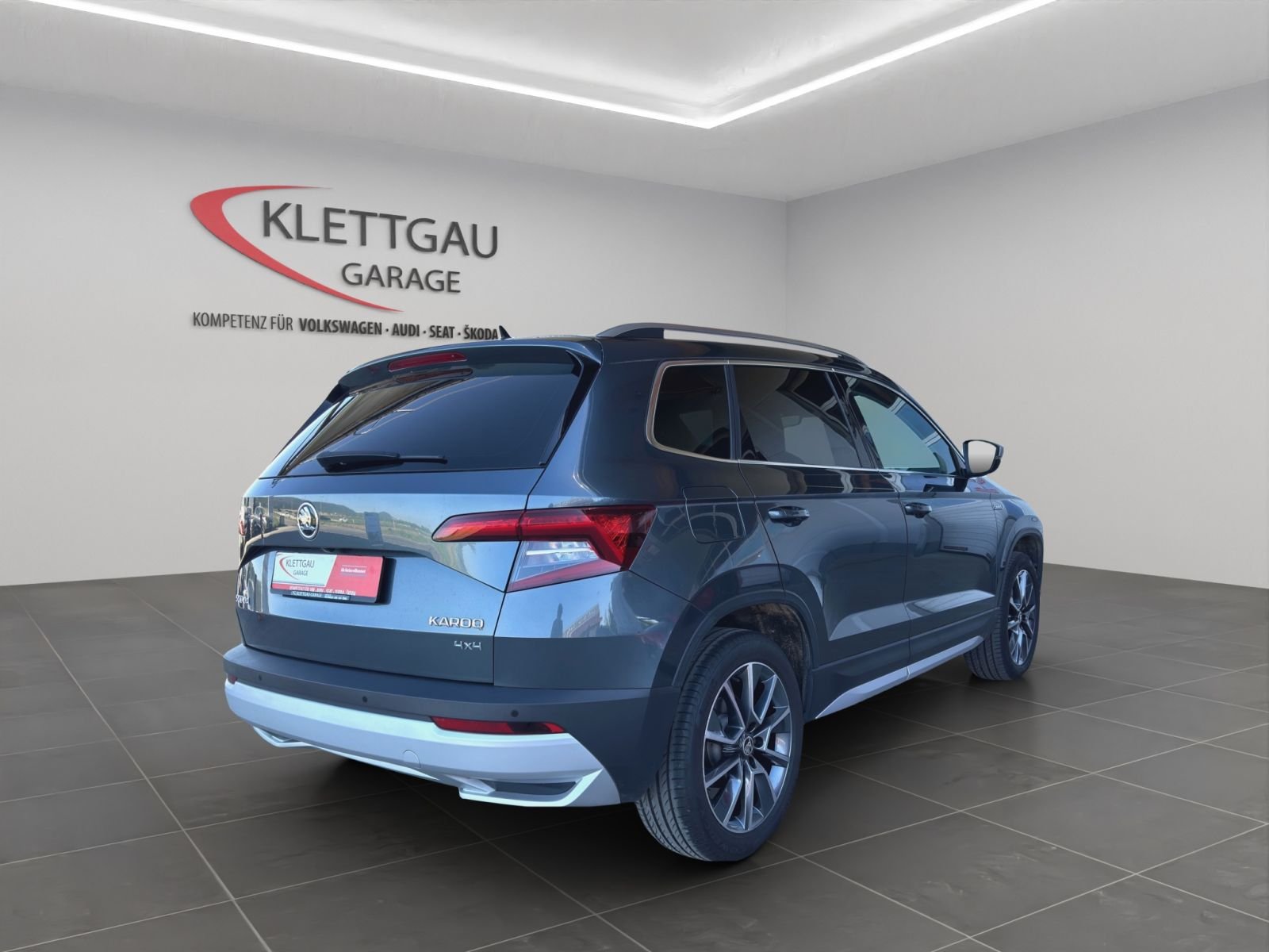 SKODA Karoq Scout 1.5 TSI DSG 4x4, Petrol, Second hand / Used, Automatic - 7