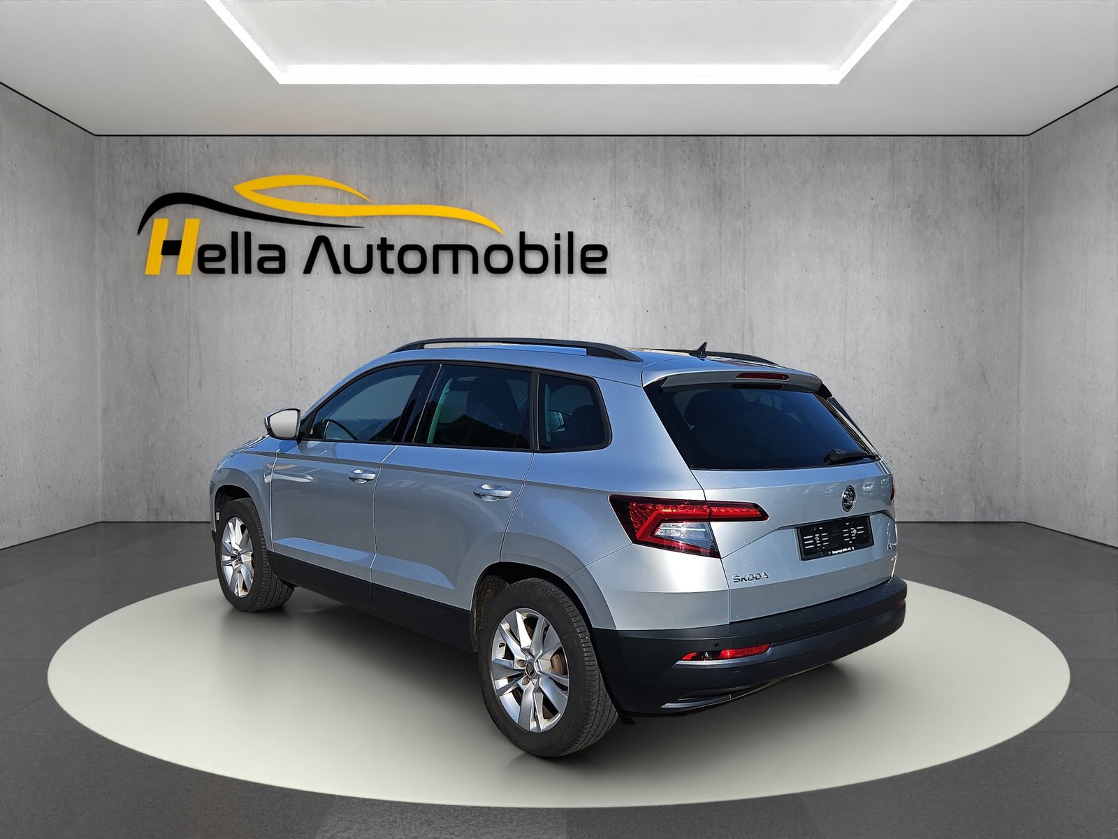 SKODA Karoq 2.0 TDI CR Ambition 4x4 DSG, Diesel, Second hand / Used, Automatic - 5