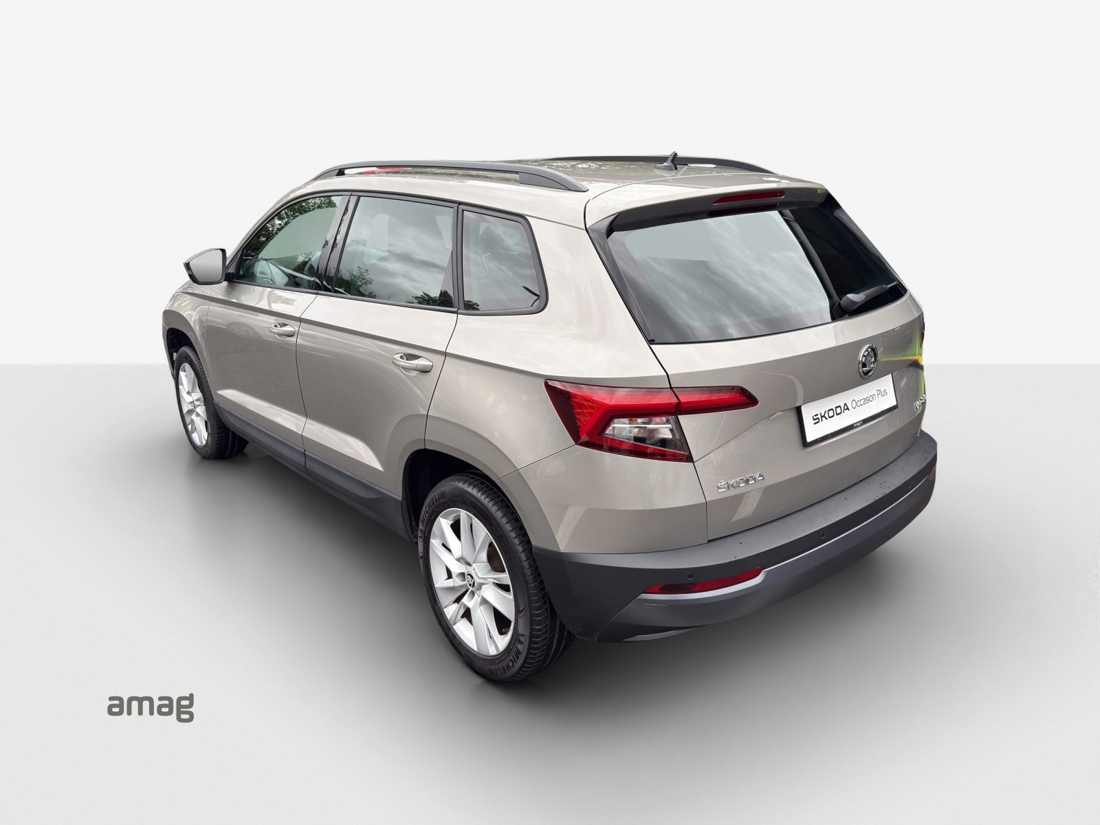 SKODA KAROQ AMBITION, Benzin, Occasion / Gebraucht, Handschaltung - 3