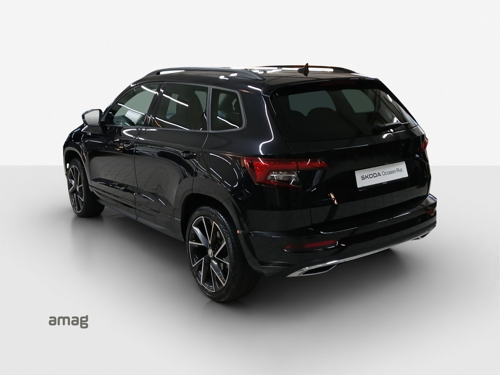 SKODA KAROQ SportLine, Benzin, Occasion / Gebraucht, Automatik - 3