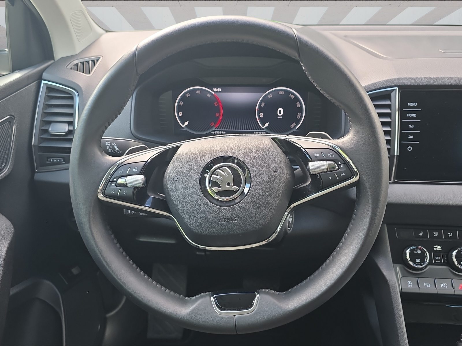 SKODA Karoq Style, Diesel, Occasion / Gebraucht, Automatik - 6