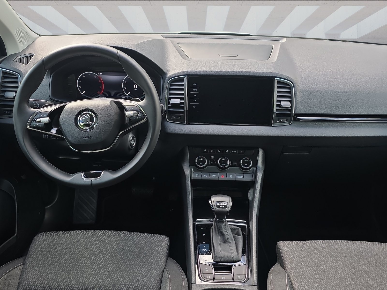 SKODA Karoq Style, Diesel, Occasion / Gebraucht, Automatik - 7