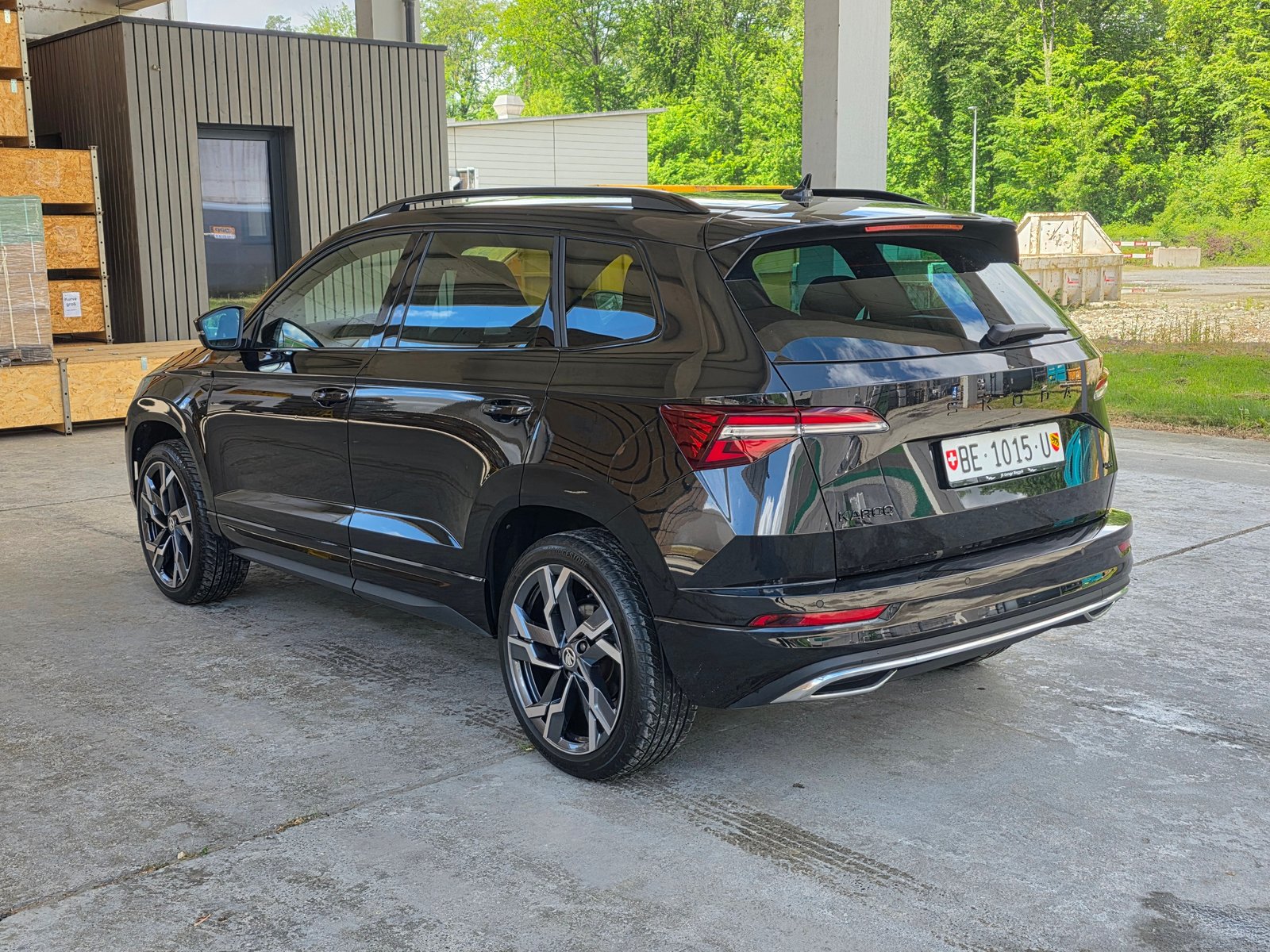 SKODA Karoq 2.0 TSI SportLine 4x4 DSG / Neu ab Mfk., Petrol, Second hand / Used, Automatic - 6