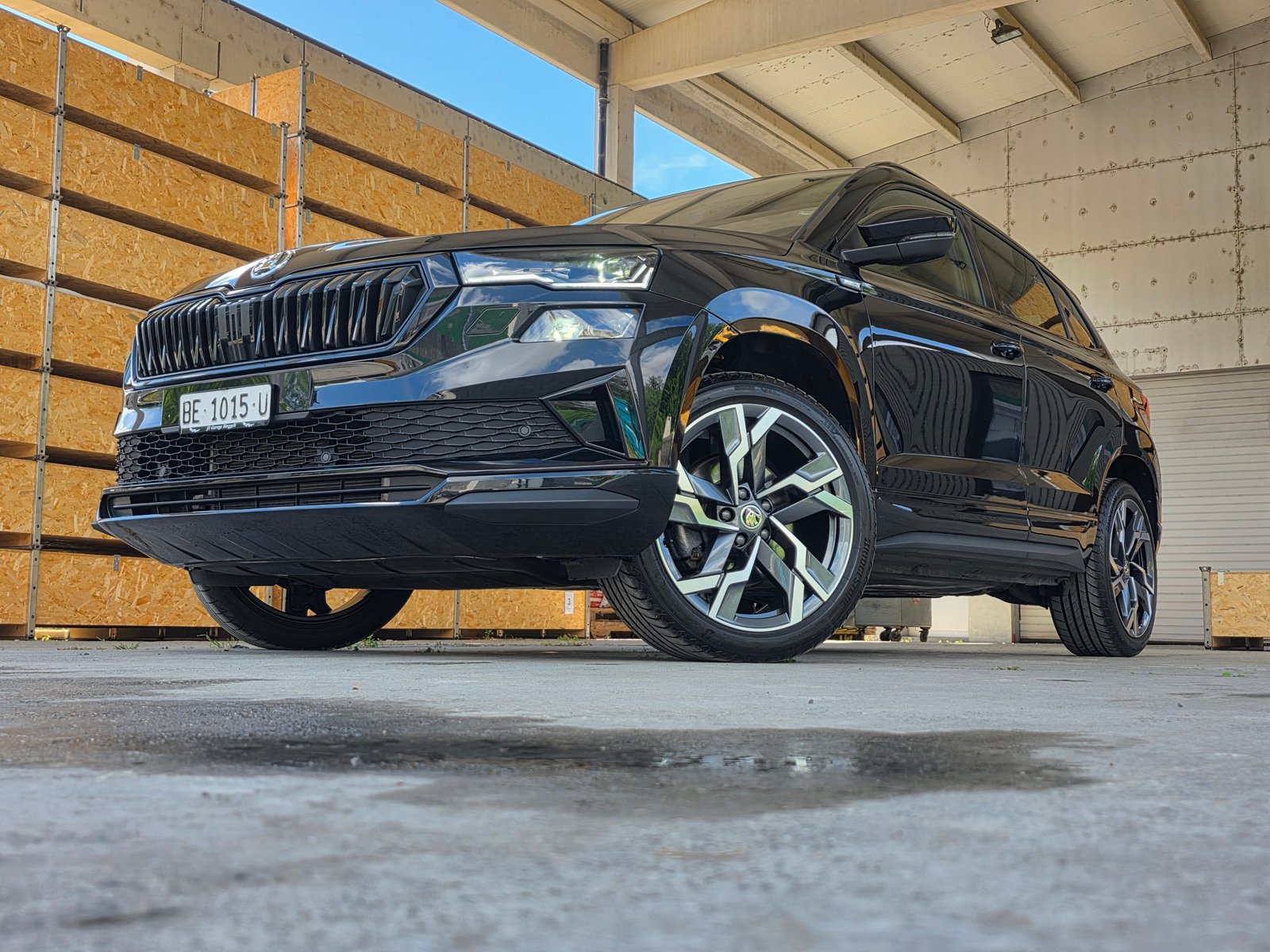 SKODA Karoq 2.0 TSI SportLine 4x4 DSG / Neu ab Mfk., Petrol, Second hand / Used, Automatic - 7