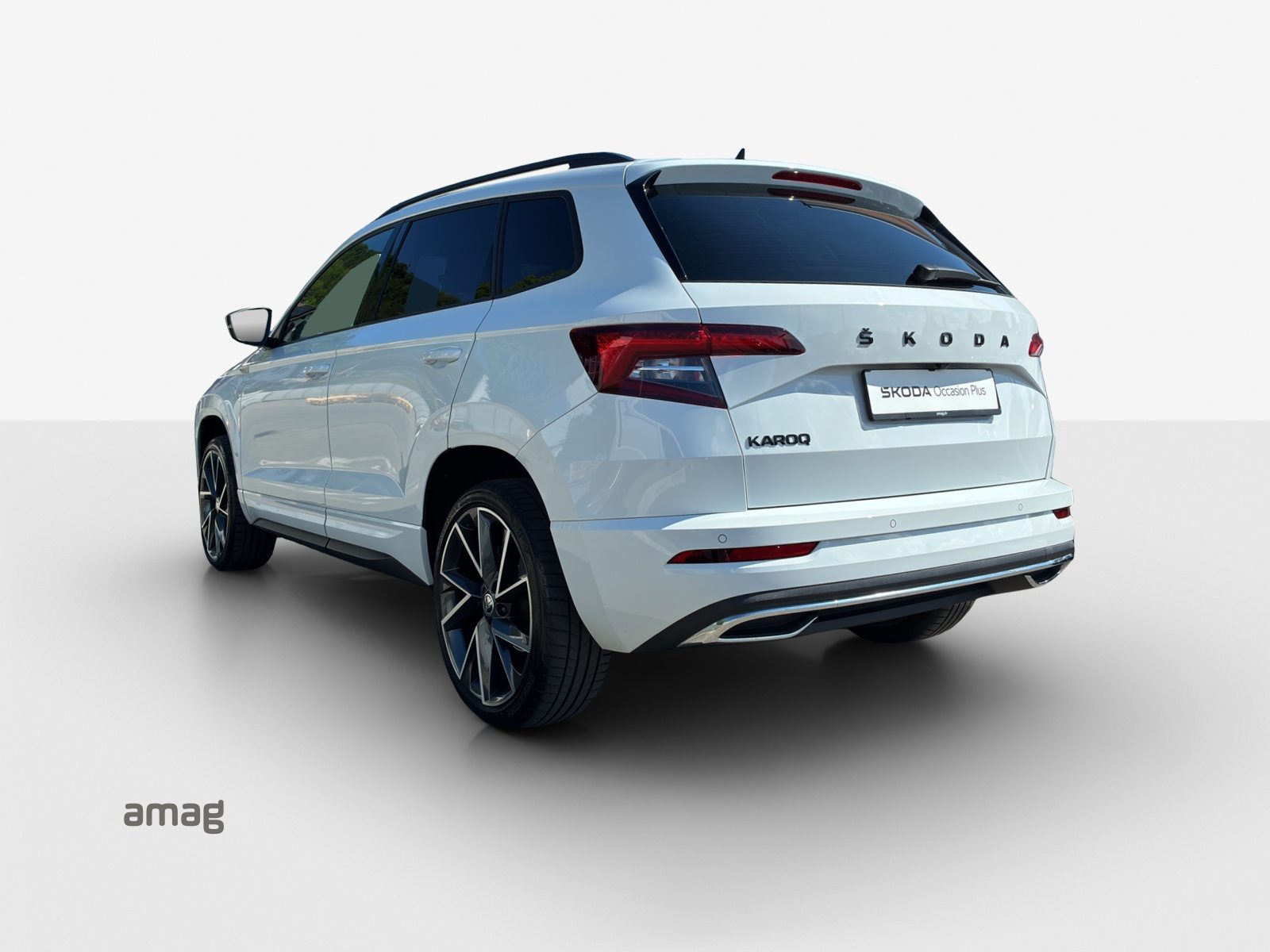 SKODA KAROQ SportLine, Benzin, Occasion / Gebraucht, Automatik - 3