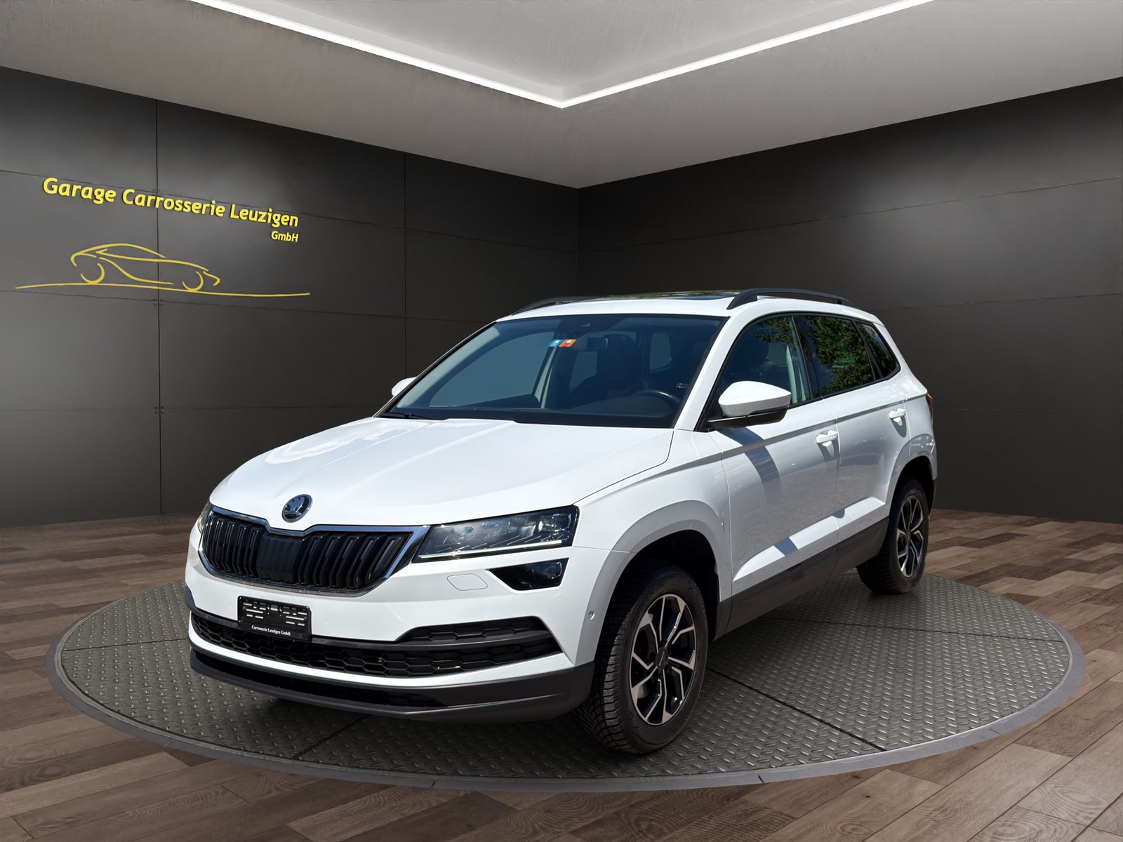 SKODA Karoq 1.5 TSI ACT SportLine DSG, Benzin, Occasion / Gebraucht, Automatik - 2
