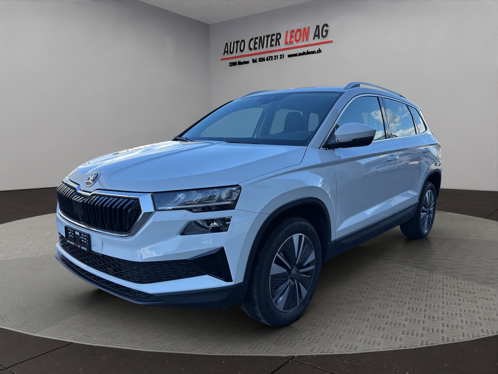 SKODA Karoq 1.5 TSI Selection DSG, Benzin, Occasion / Gebraucht, Automatik - 2