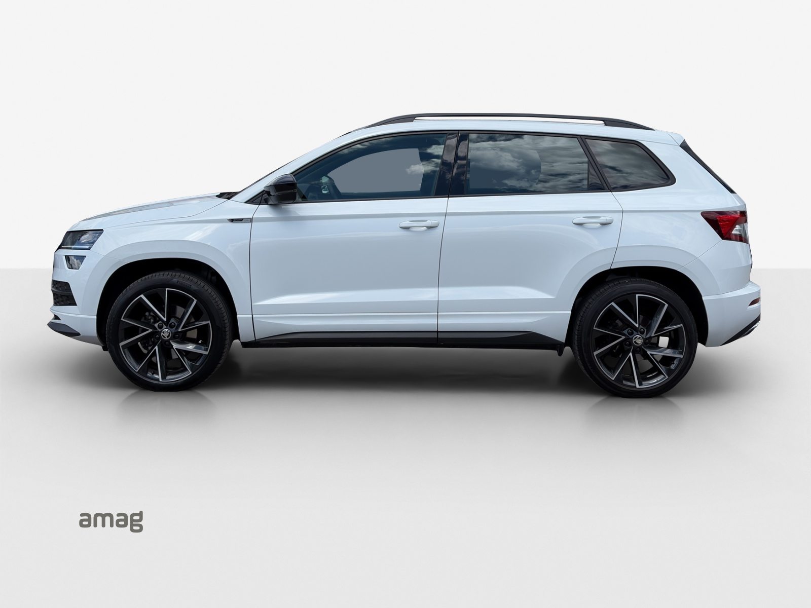 SKODA KAROQ SportLine, Essence, Occasion / Utilisé, Automatique - 2