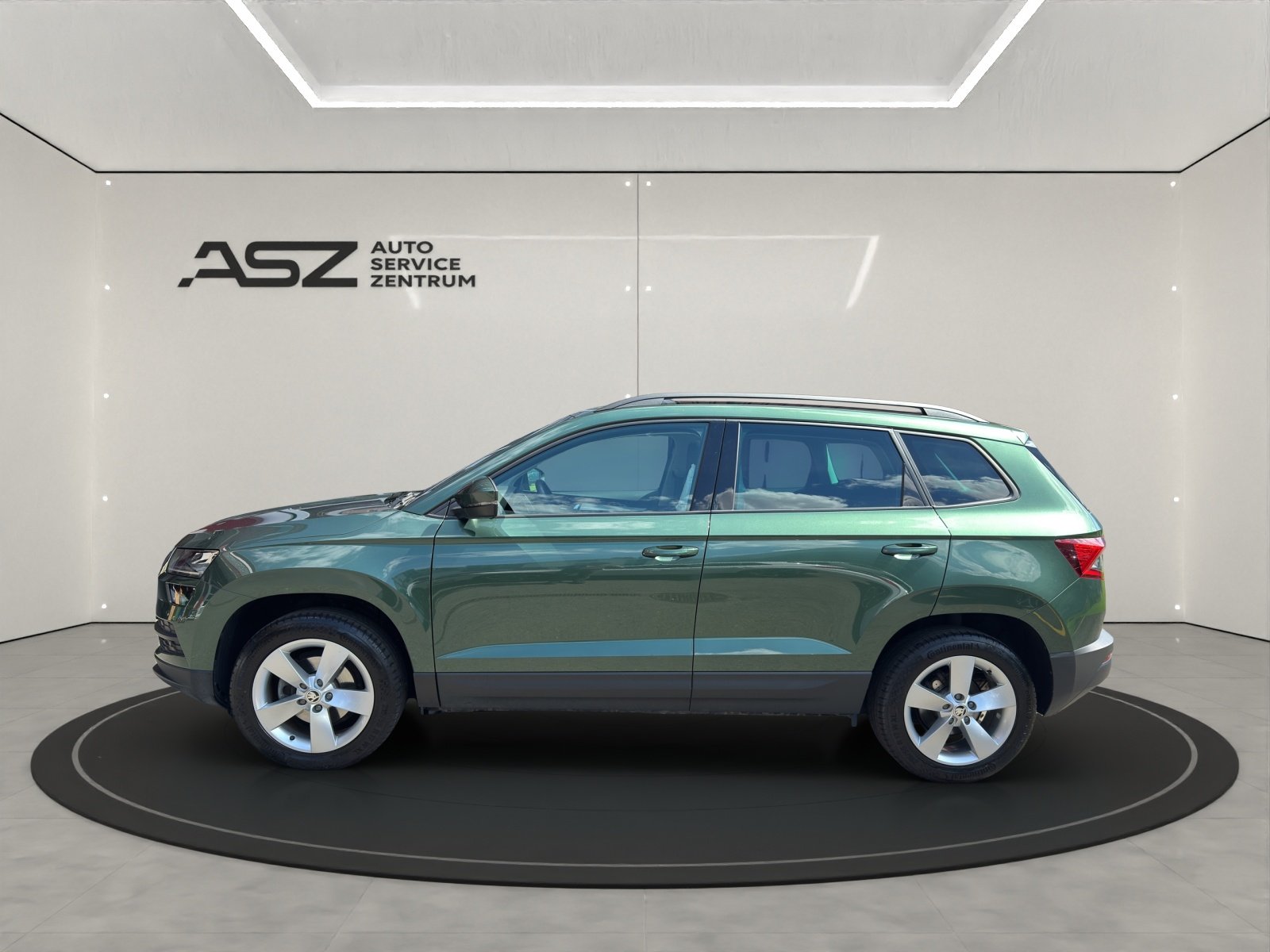 SKODA Karoq 1.5 TSI Ambition DSG, Benzina, Occasioni / Usate, Automatico - 2