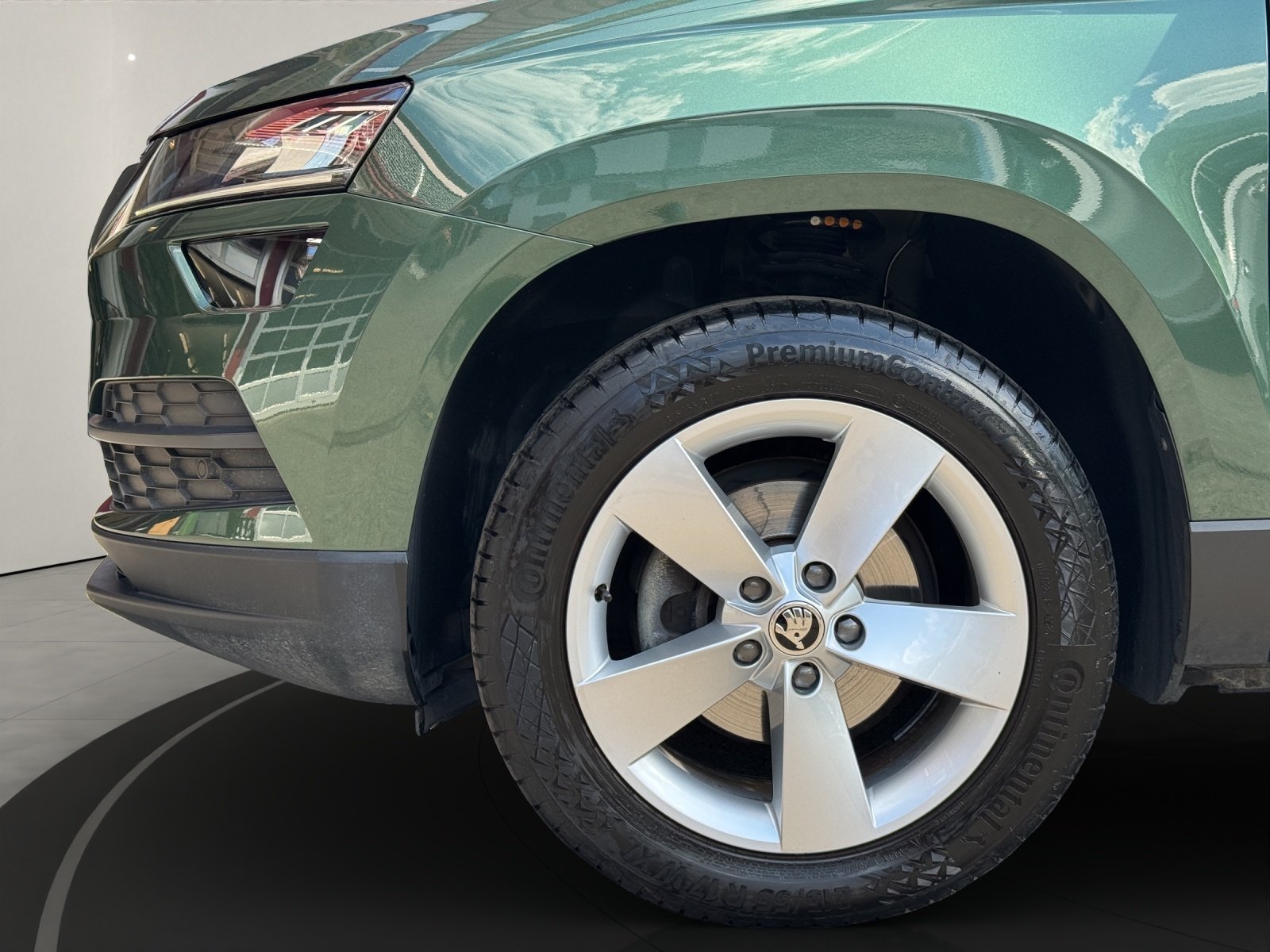 SKODA Karoq 1.5 TSI Ambition DSG, Benzina, Occasioni / Usate, Automatico - 4