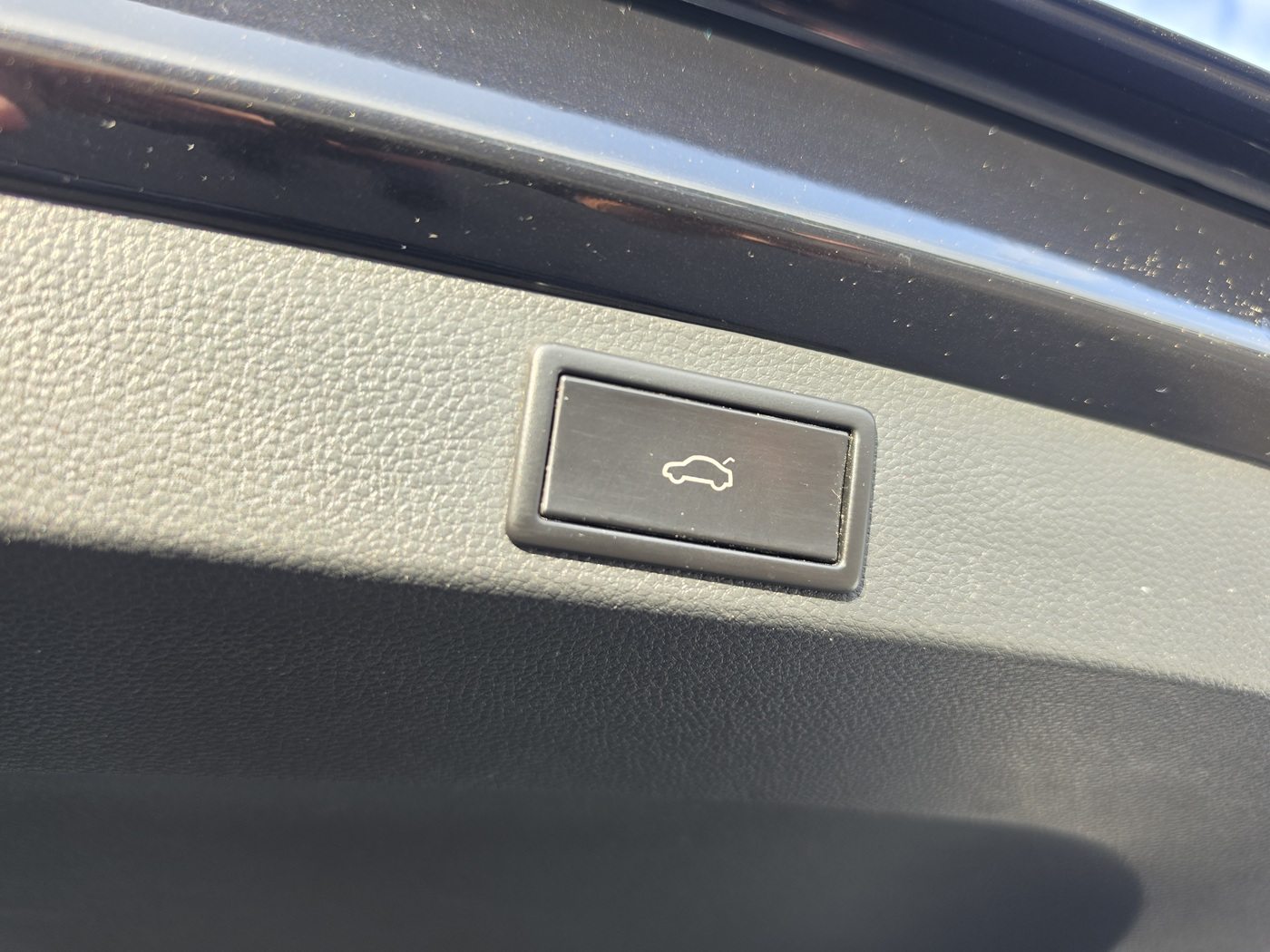 SKODA KAROQ SportLine, Petrol, Second hand / Used, Automatic - 7