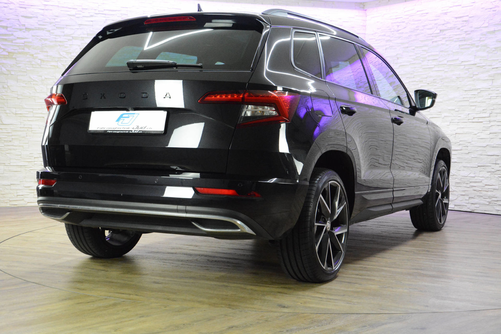 SKODA Karoq 1.5 TSI SportLine DSG, Benzina, Occasioni / Usate, Automatico - 5