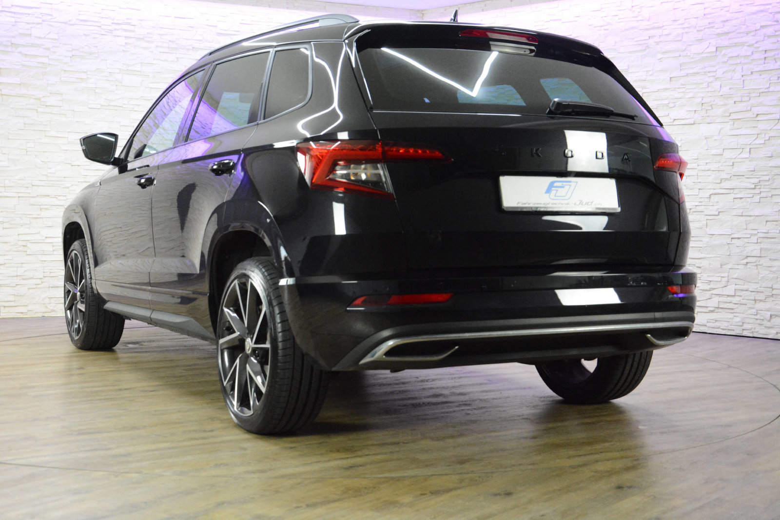 SKODA Karoq 1.5 TSI SportLine DSG, Benzina, Occasioni / Usate, Automatico - 6