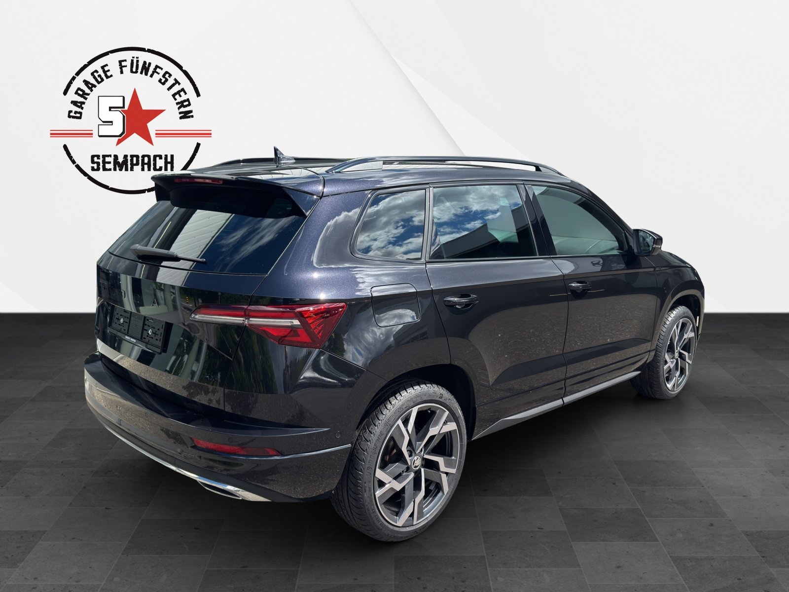 SKODA Karoq 2.0 TSI SportLine 4x4 DSG, Petrol, Second hand / Used, Automatic - 5