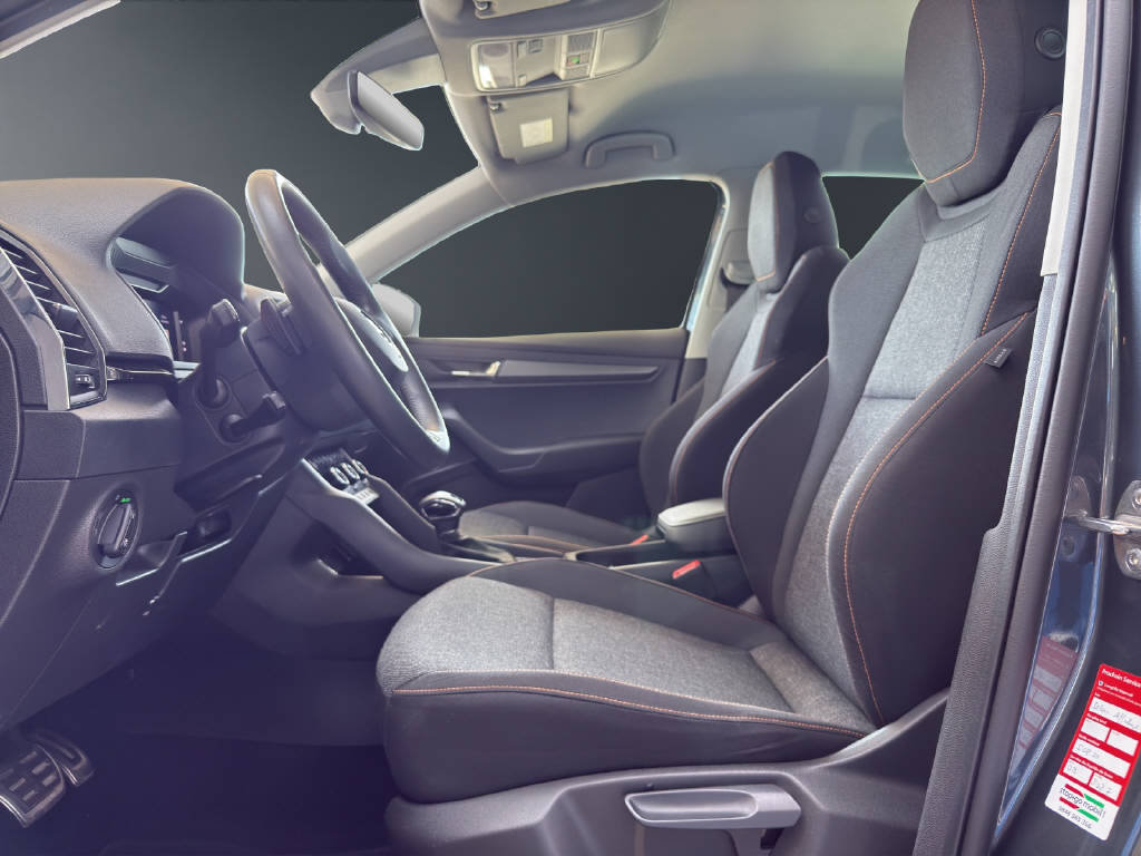 SKODA Karoq 1.5 TSI Ambition DSG, Benzina, Occasioni / Usate, Automatico - 7