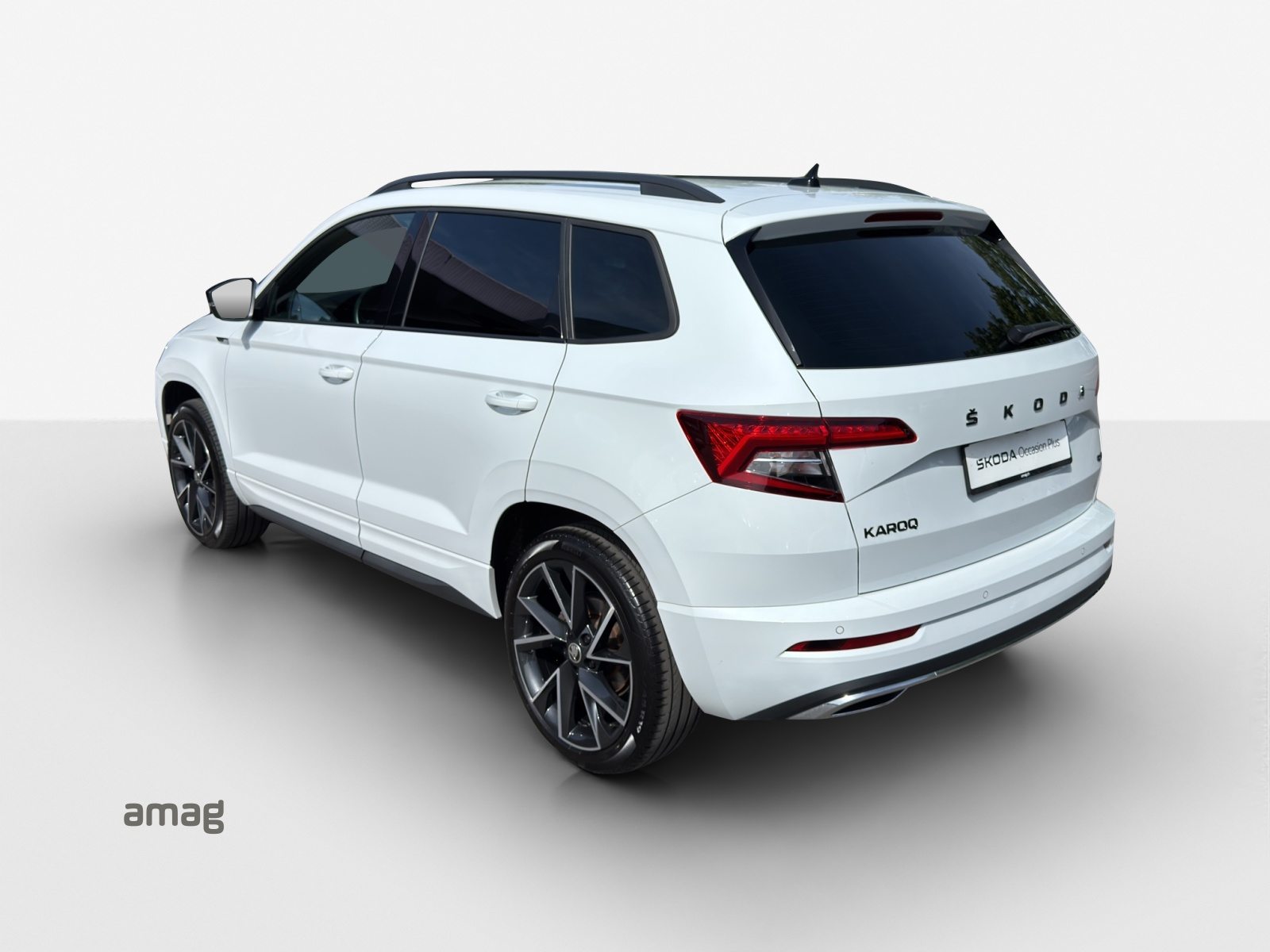 SKODA KAROQ SportLine, Petrol, Second hand / Used, Automatic - 3