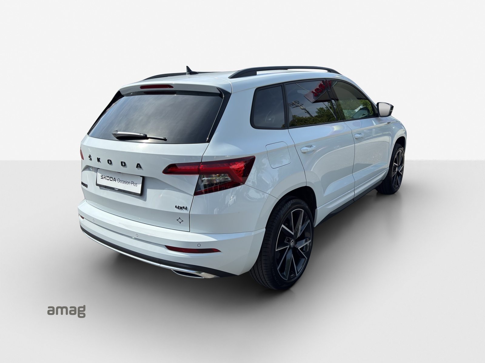 SKODA KAROQ SportLine, Petrol, Second hand / Used, Automatic - 5