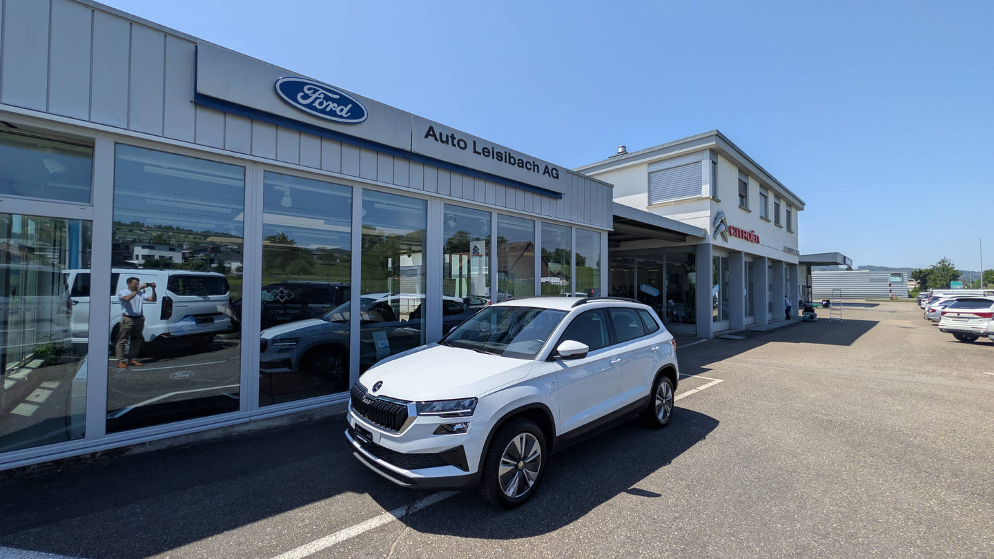 SKODA Karoq 1.5 TSI Ambition DSG