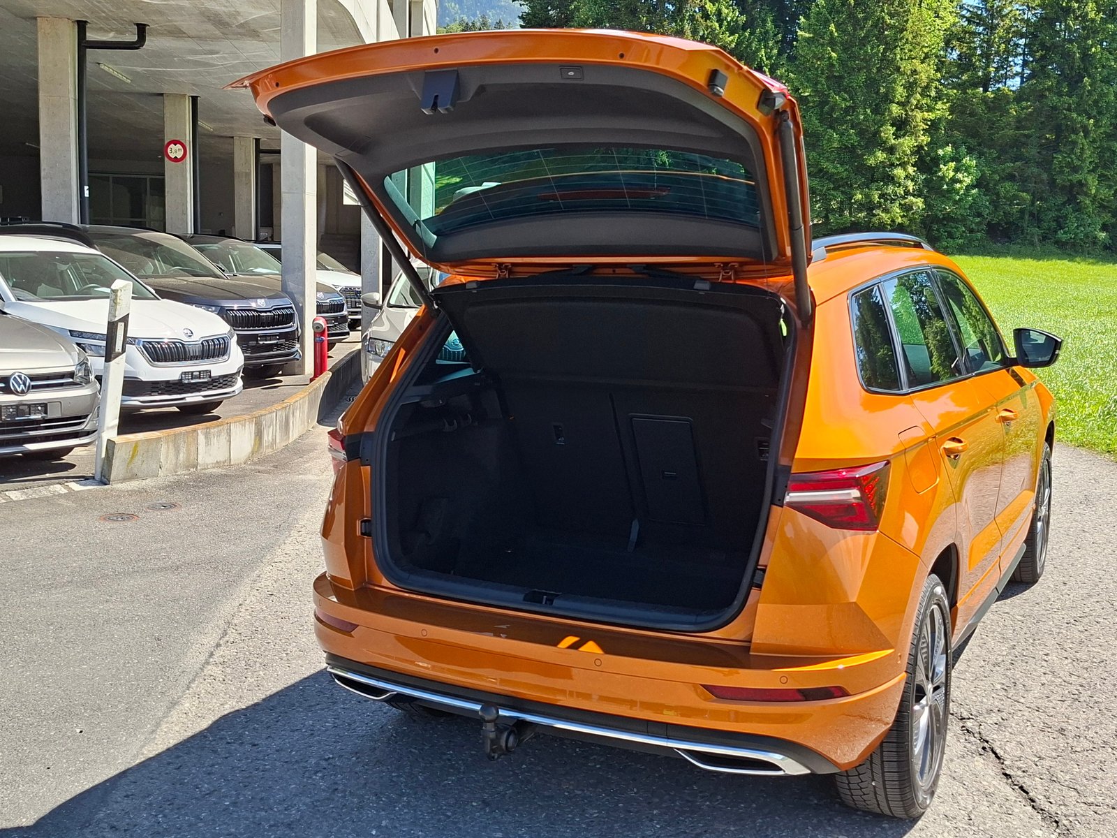 SKODA Karoq 2.0 TSI SportLine 4x4 DSG *Anhängerkupplung+Pan, Benzina, Occasioni / Usate, Automatico - 7