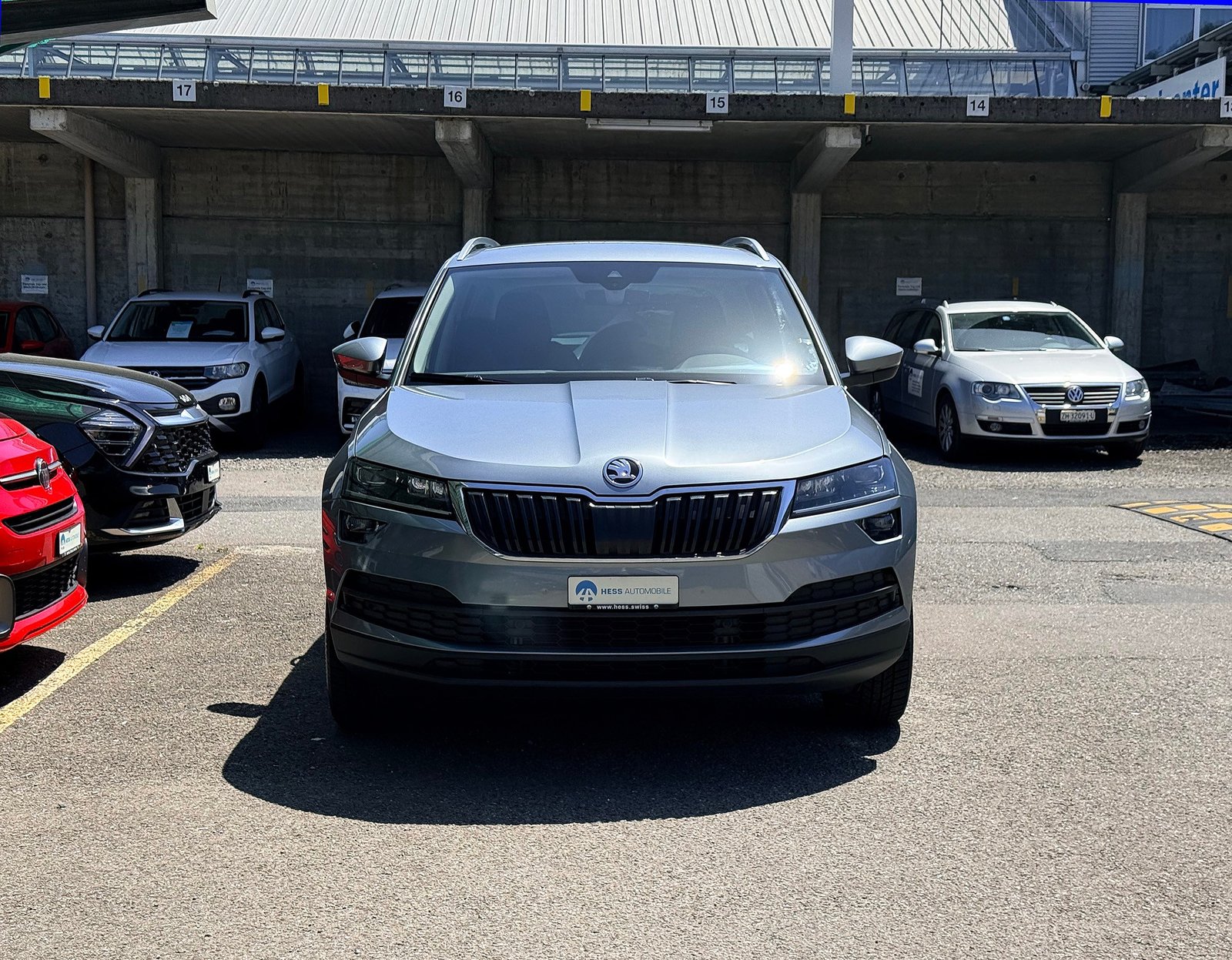 SKODA Karoq 2.0 TDI Drive 4x4 DSG-Automat AHK, Diesel, Occasion / Utilisé, Automatique - 2
