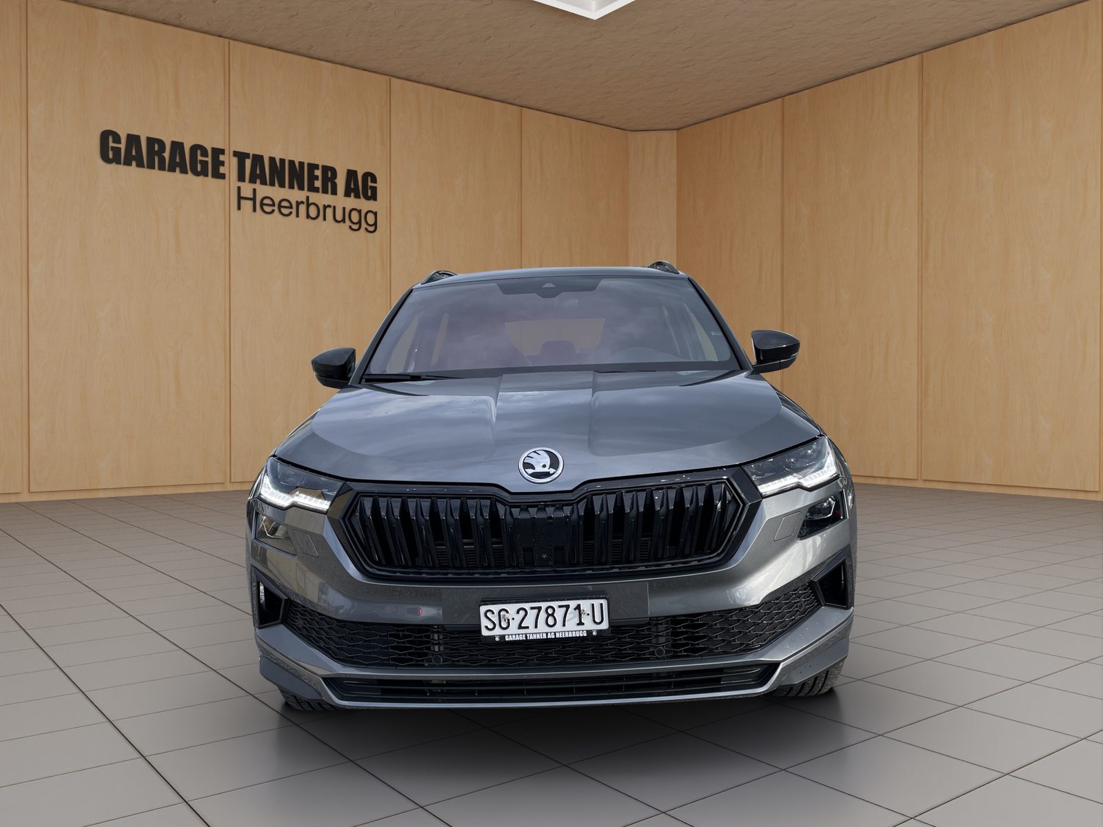 SKODA Karoq Sportline, Petrol, Second hand / Used, Automatic - 2