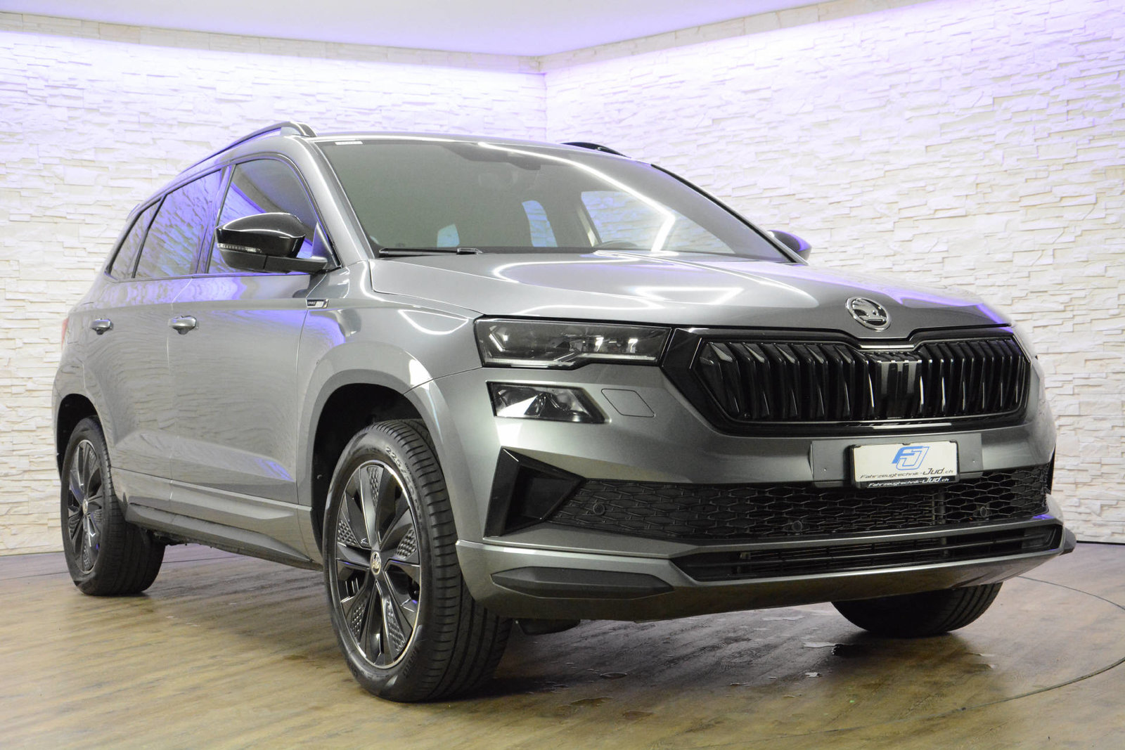 SKODA Karoq 2.0 TSI SportLine 4x4 DSG, Essence, Occasion / Utilisé, Automatique - 2
