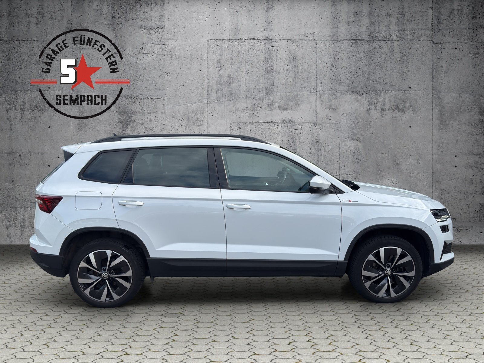 SKODA Karoq 1.5 TSI Style DSG, Petrol, Second hand / Used, Automatic - 6