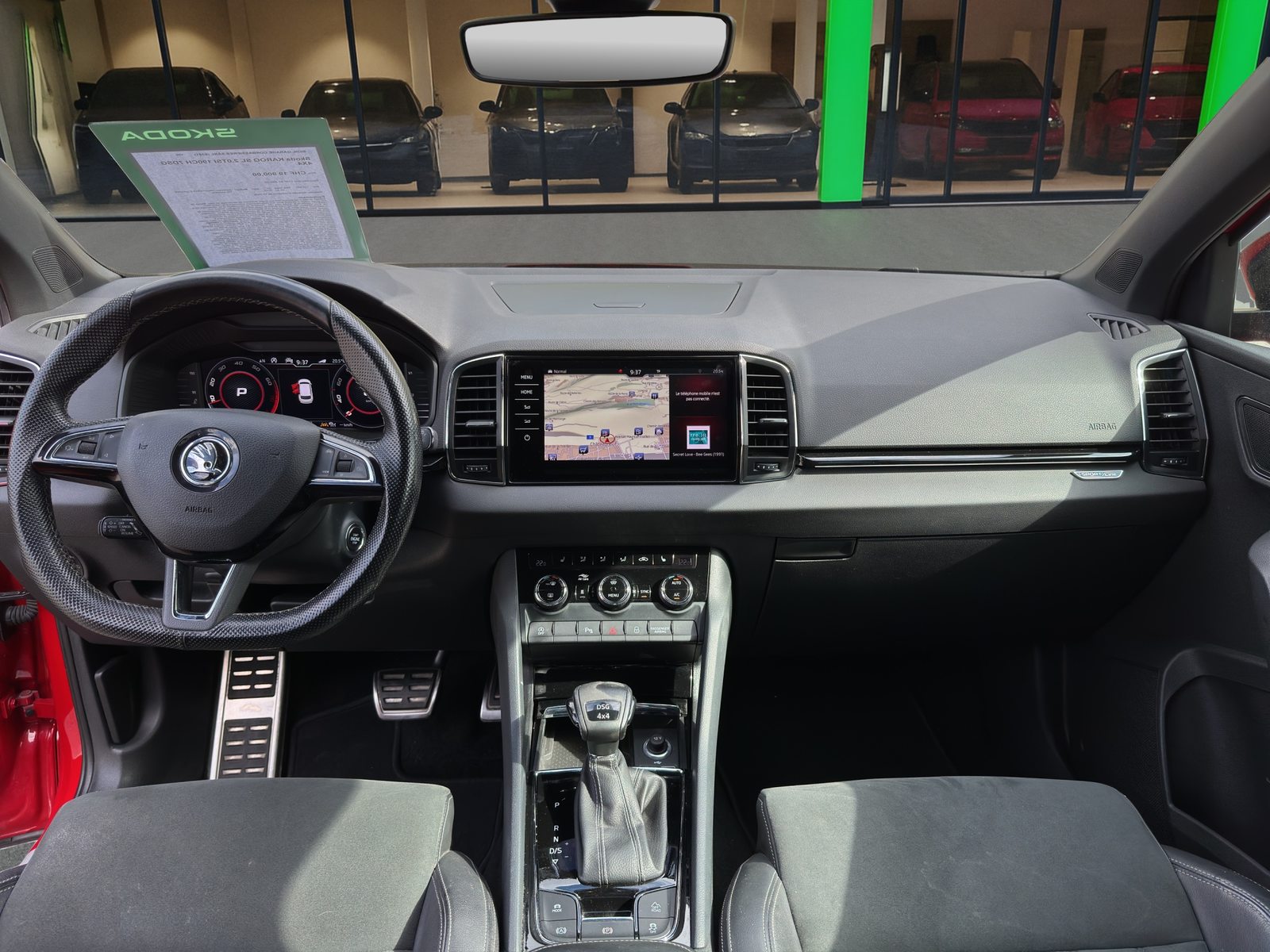 SKODA KAROQ SportLine, Benzin, Occasion / Gebraucht, Automatik - 3
