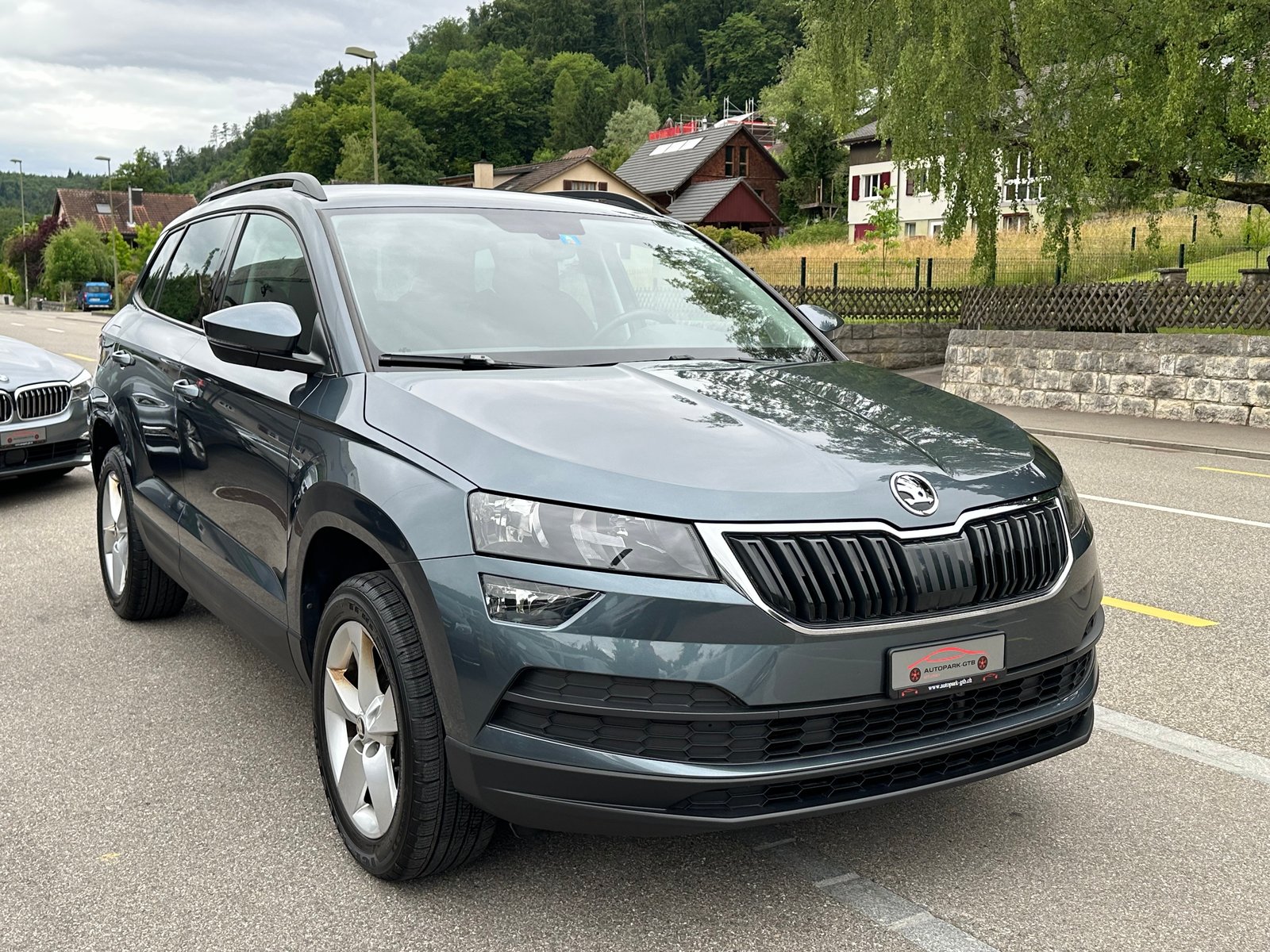 SKODA Karoq 1.5 TSI ACT Ambition DSG, Benzin, Occasion / Gebraucht, Automatik - 2