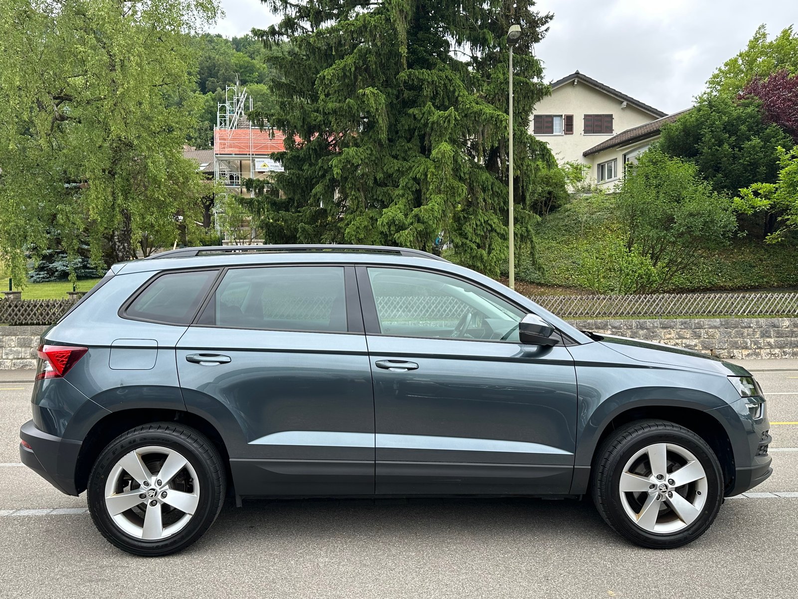 SKODA Karoq 1.5 TSI ACT Ambition DSG, Benzin, Occasion / Gebraucht, Automatik - 5